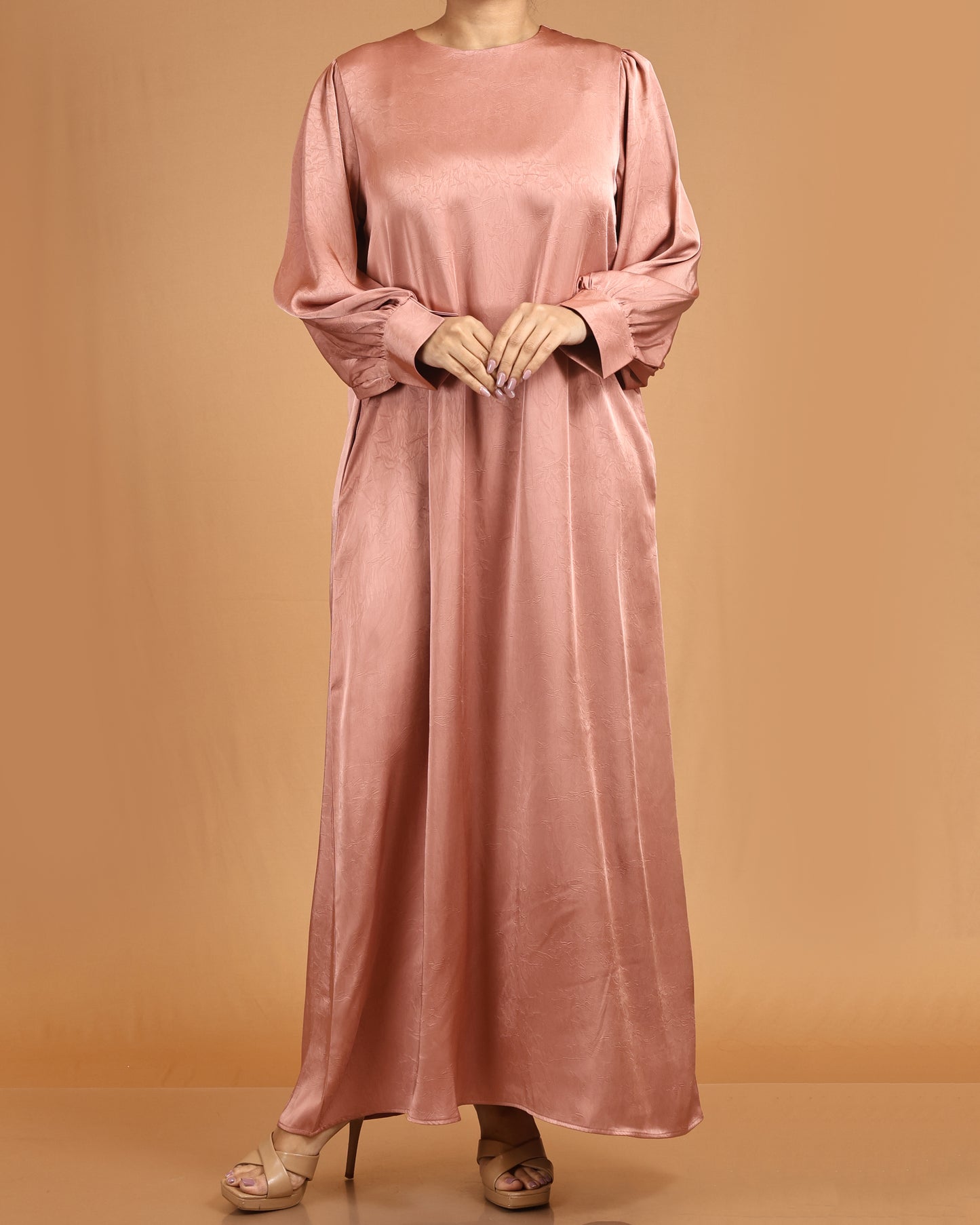 Luxe Soft-Silk Abaya – Rose Blush