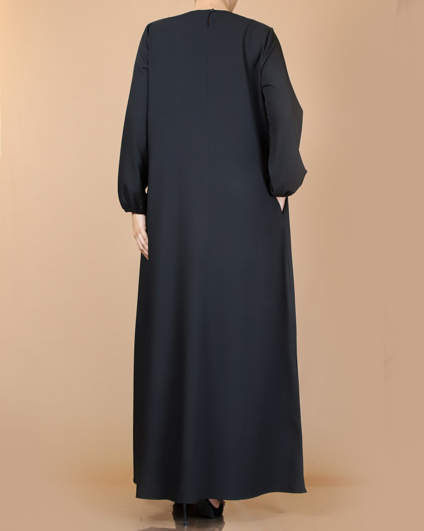 Elegant Black Pleated Maxi Dress