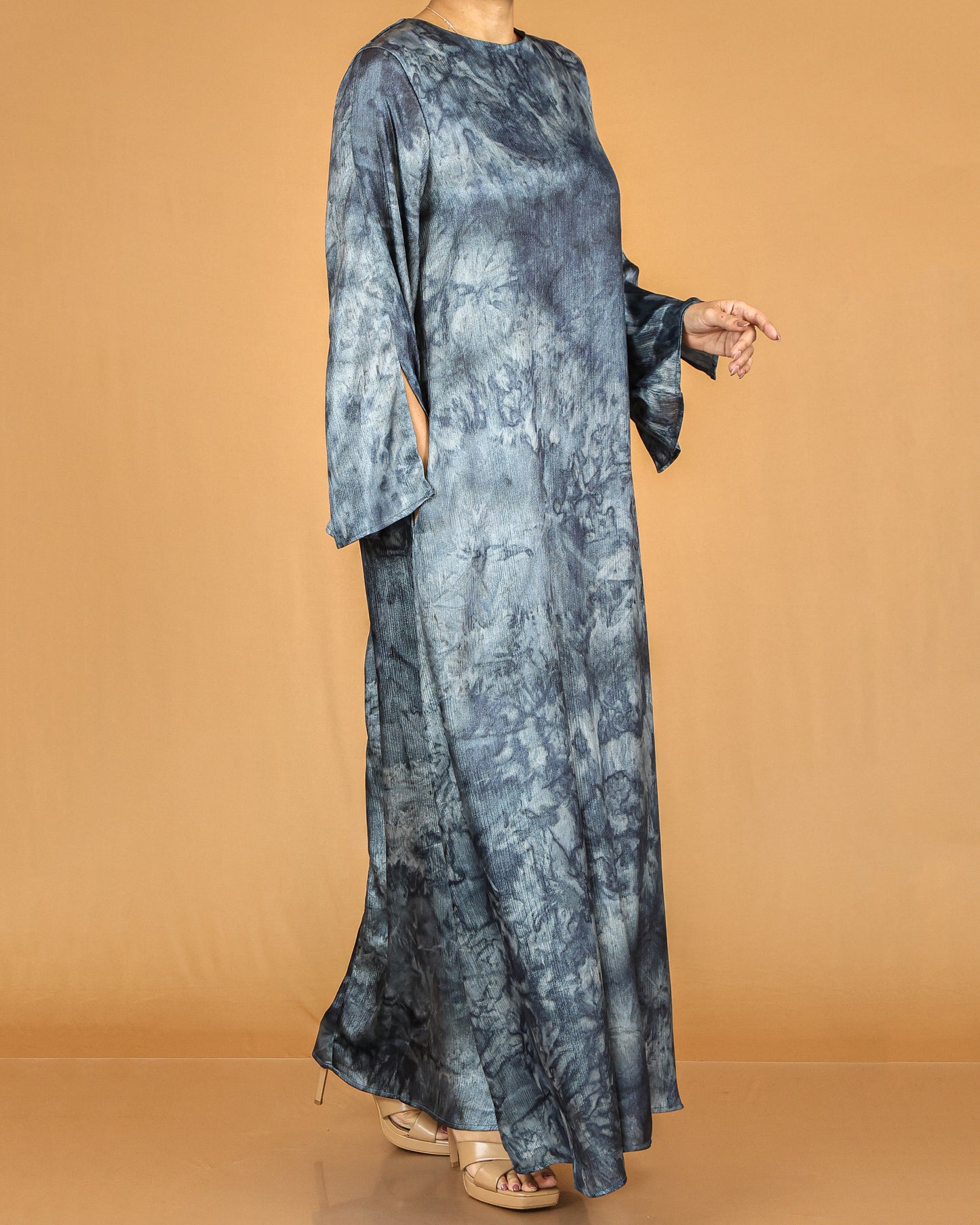 Deep Blue Marble Print Flow Abaya with Relaxed Sleeves