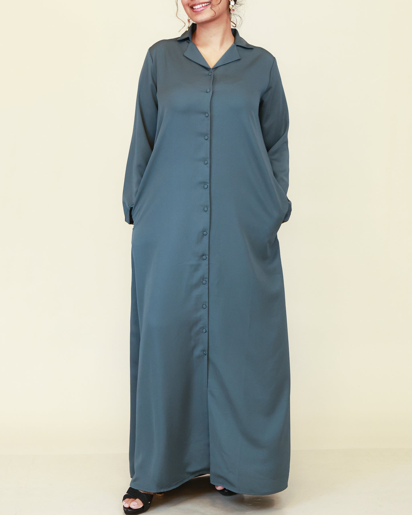 Slate Avenue Abaya
