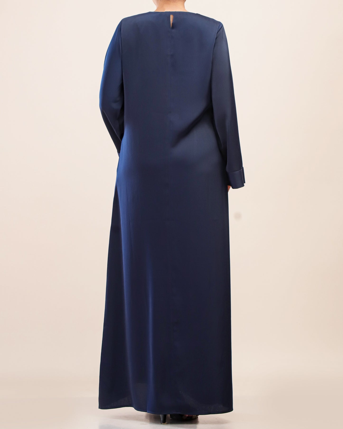 Elegant Maxi with Flowy Cuff _Navy