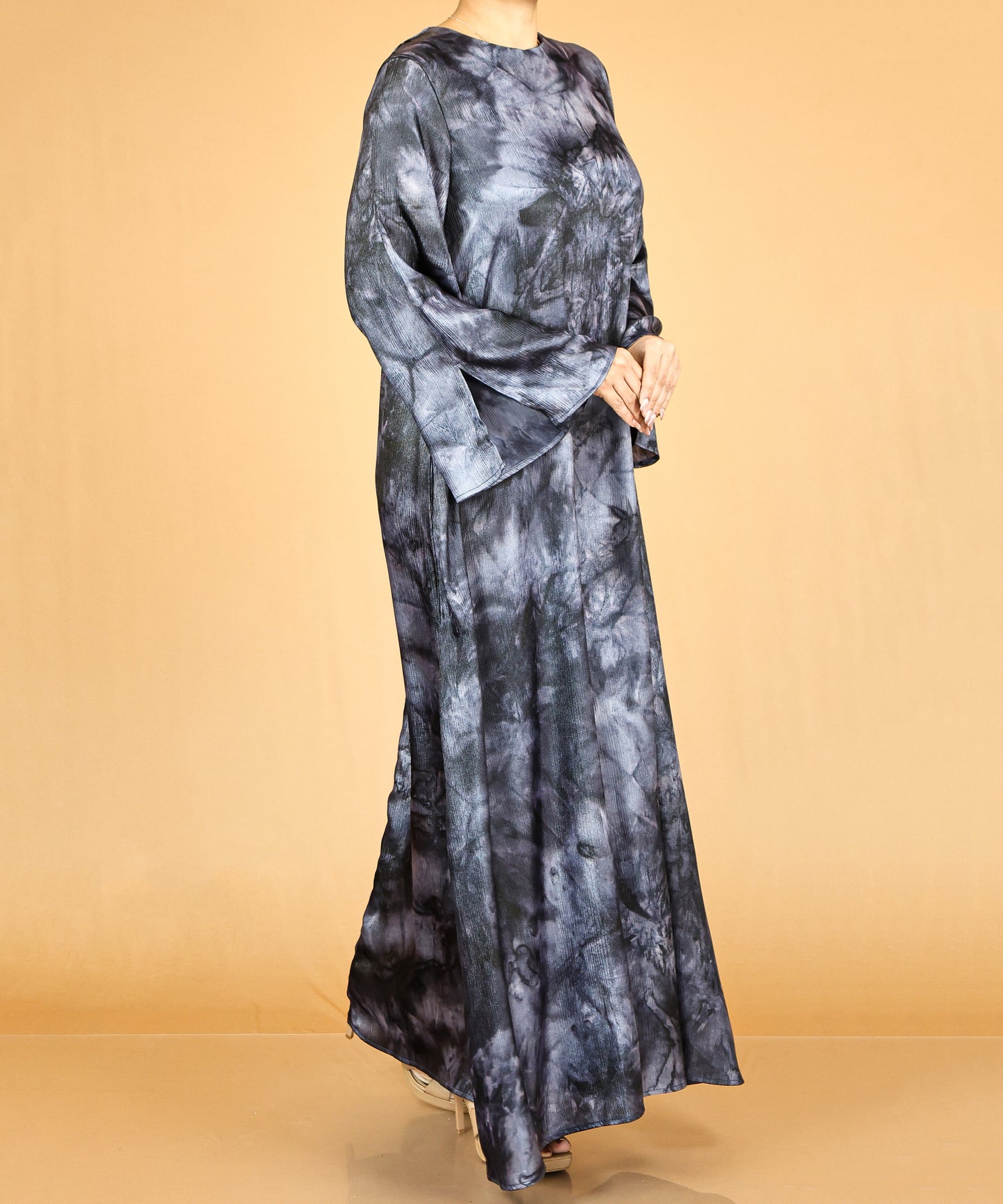 Deep Gray Marble Print Flow Abaya with Relaxed Sleeves
