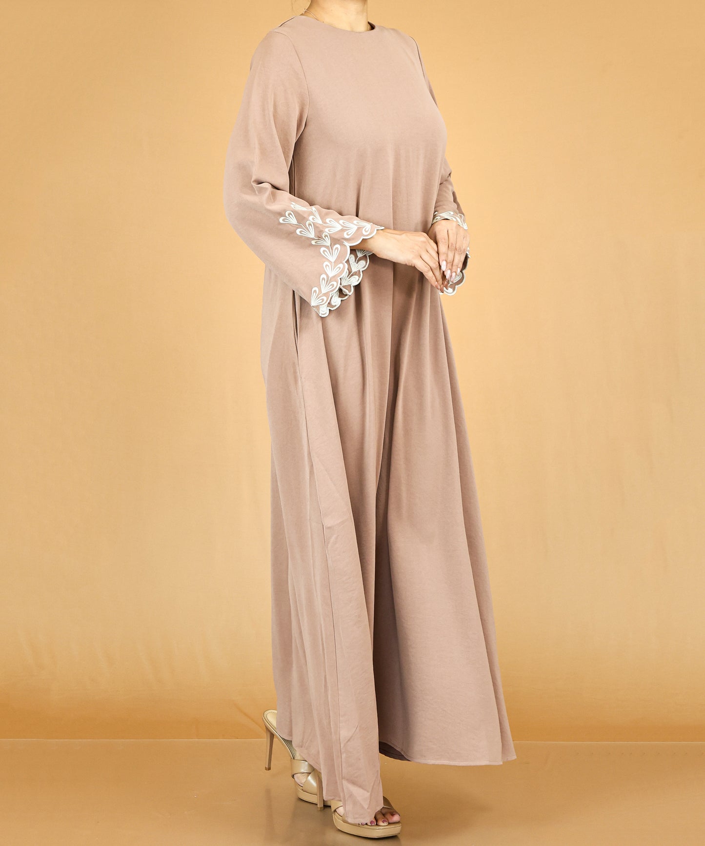 Mauve Brown Embroidered Bell-Sleeve Abaya