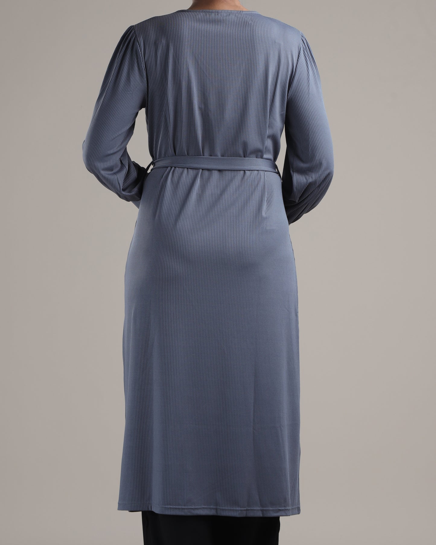 Casual Deep V-Neck Long Sleeve Top – Sleek & Comfortable Fit