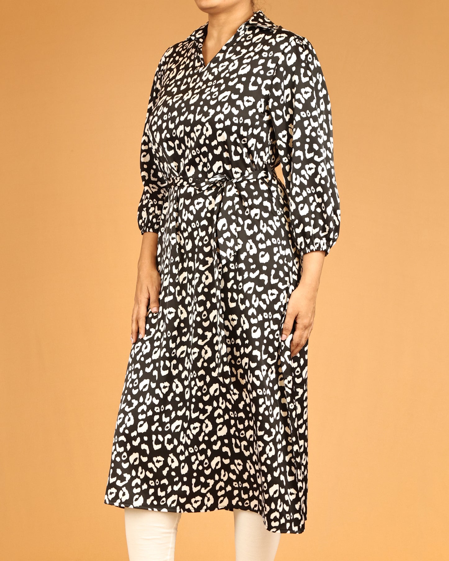 Onyx Ivory Leopard V-Neck Belted Top