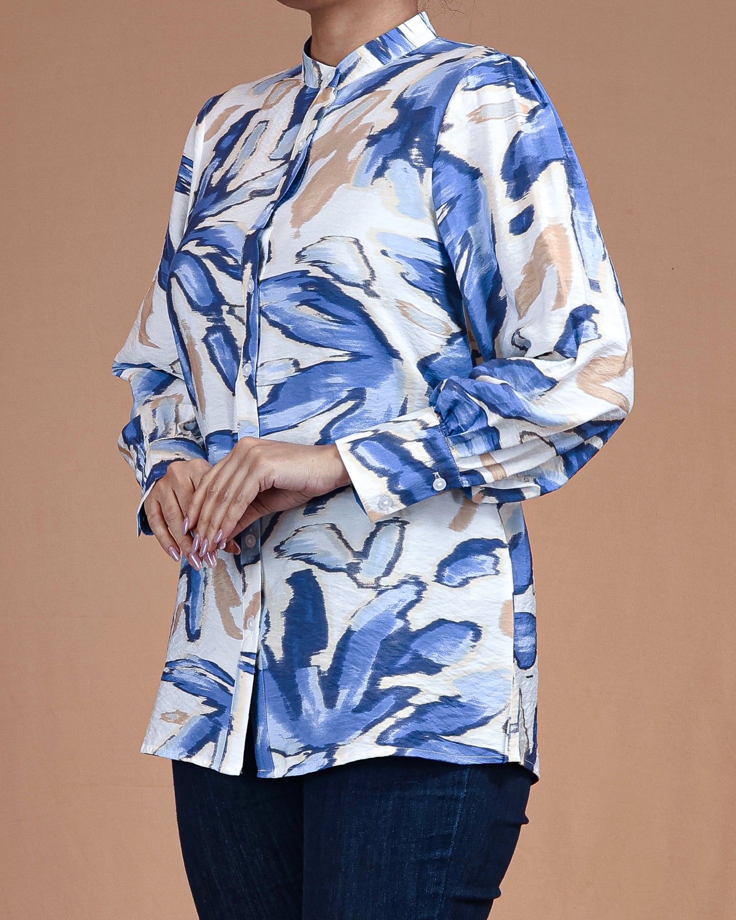 Abstract Bloom Button-Front Top – Blue & Beige