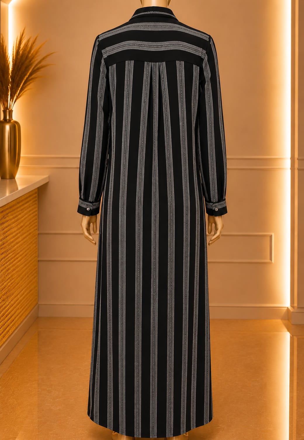 Monarque Stripe Maxi – Black