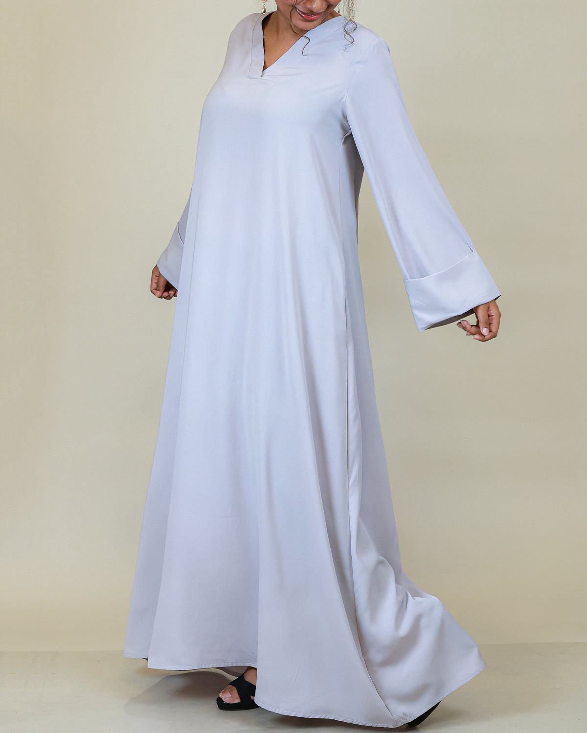 Pearl Mist Grace Abaya