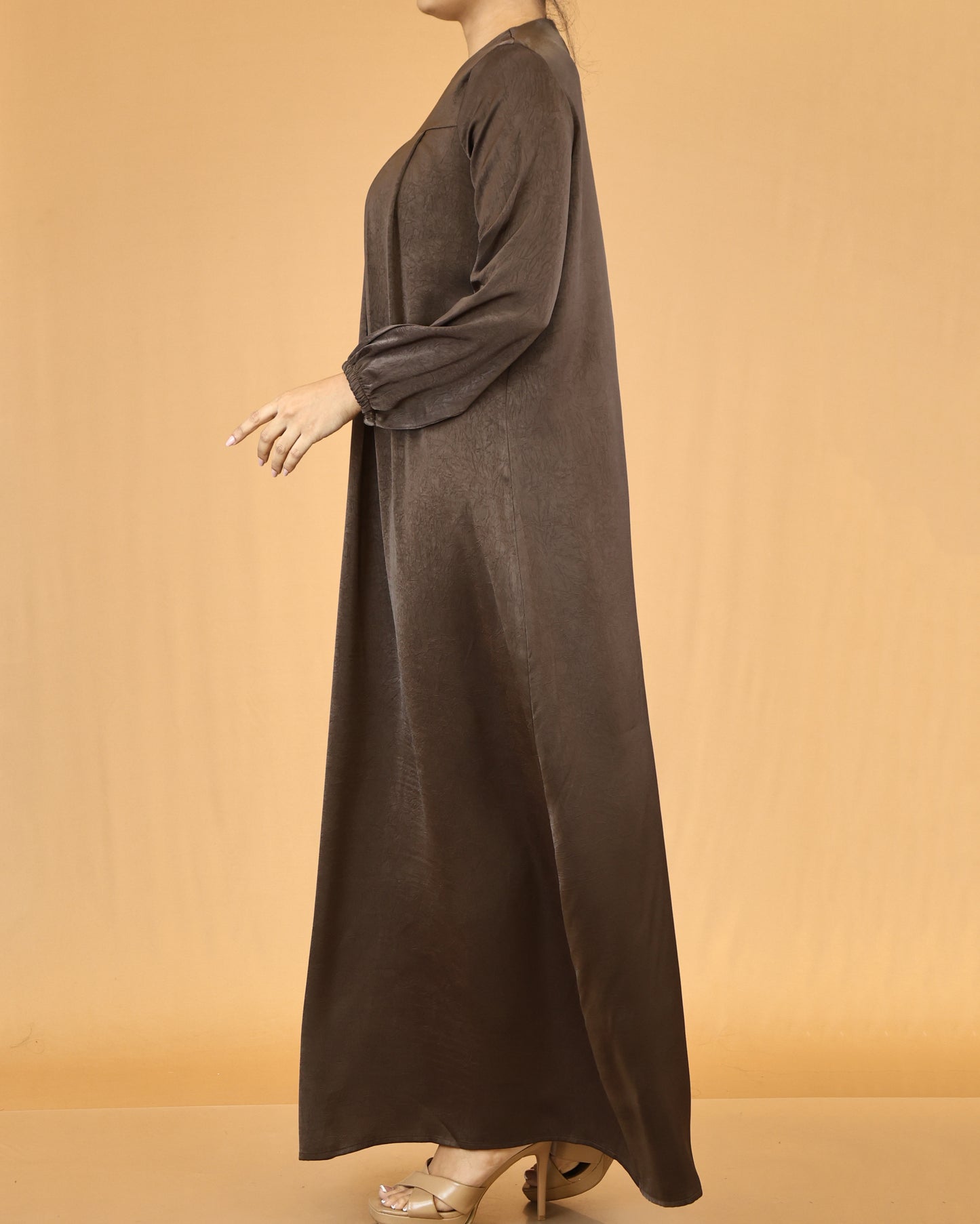 Chocolate Brown Pleated Abaya