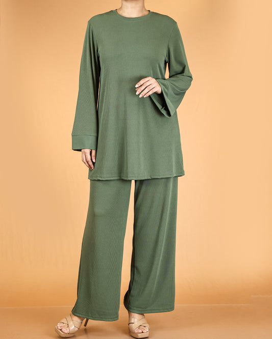Relaxed Tunic & Wide-Leg Pant Co-ord Set