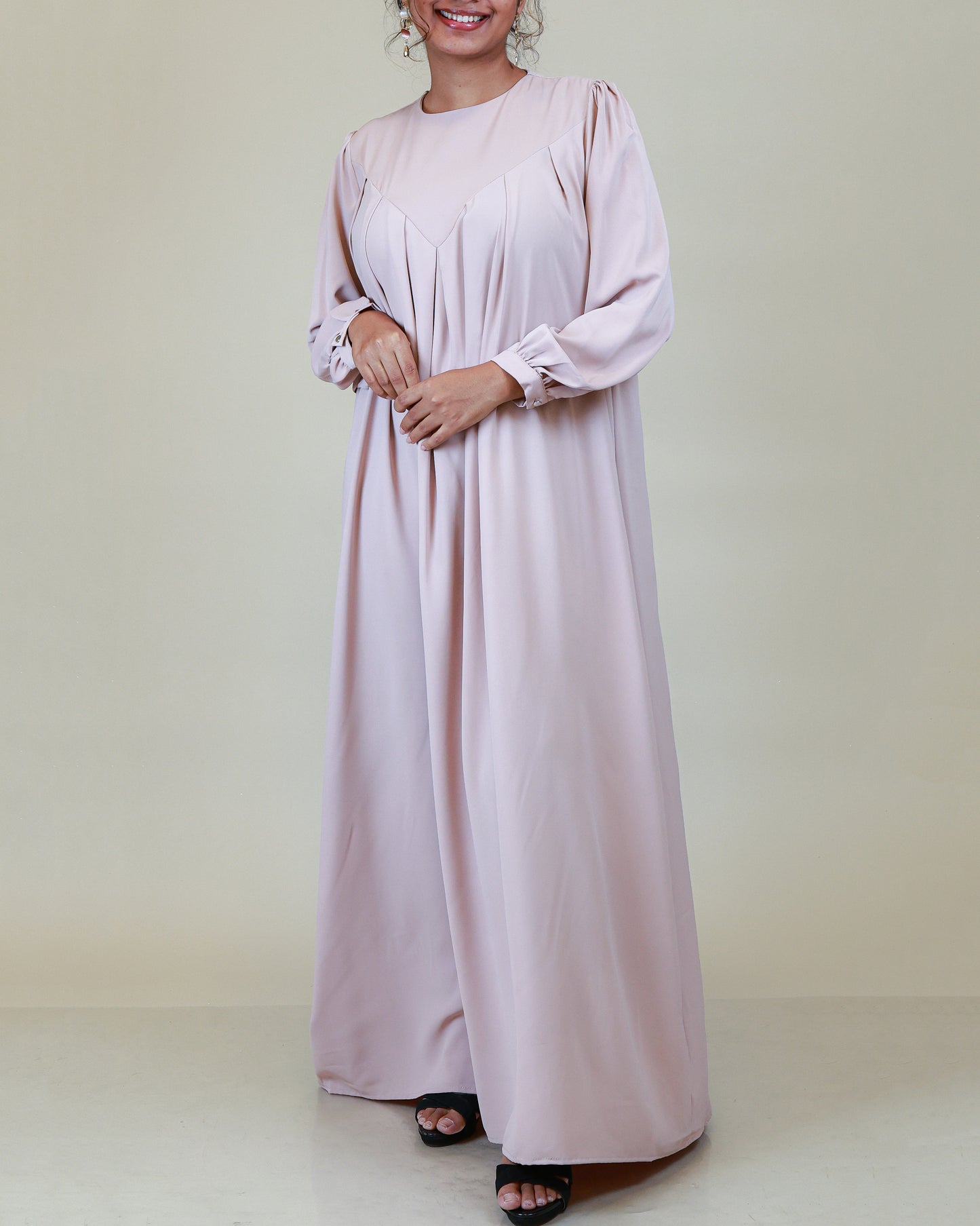 Aurelia Pleated Blush Abaya