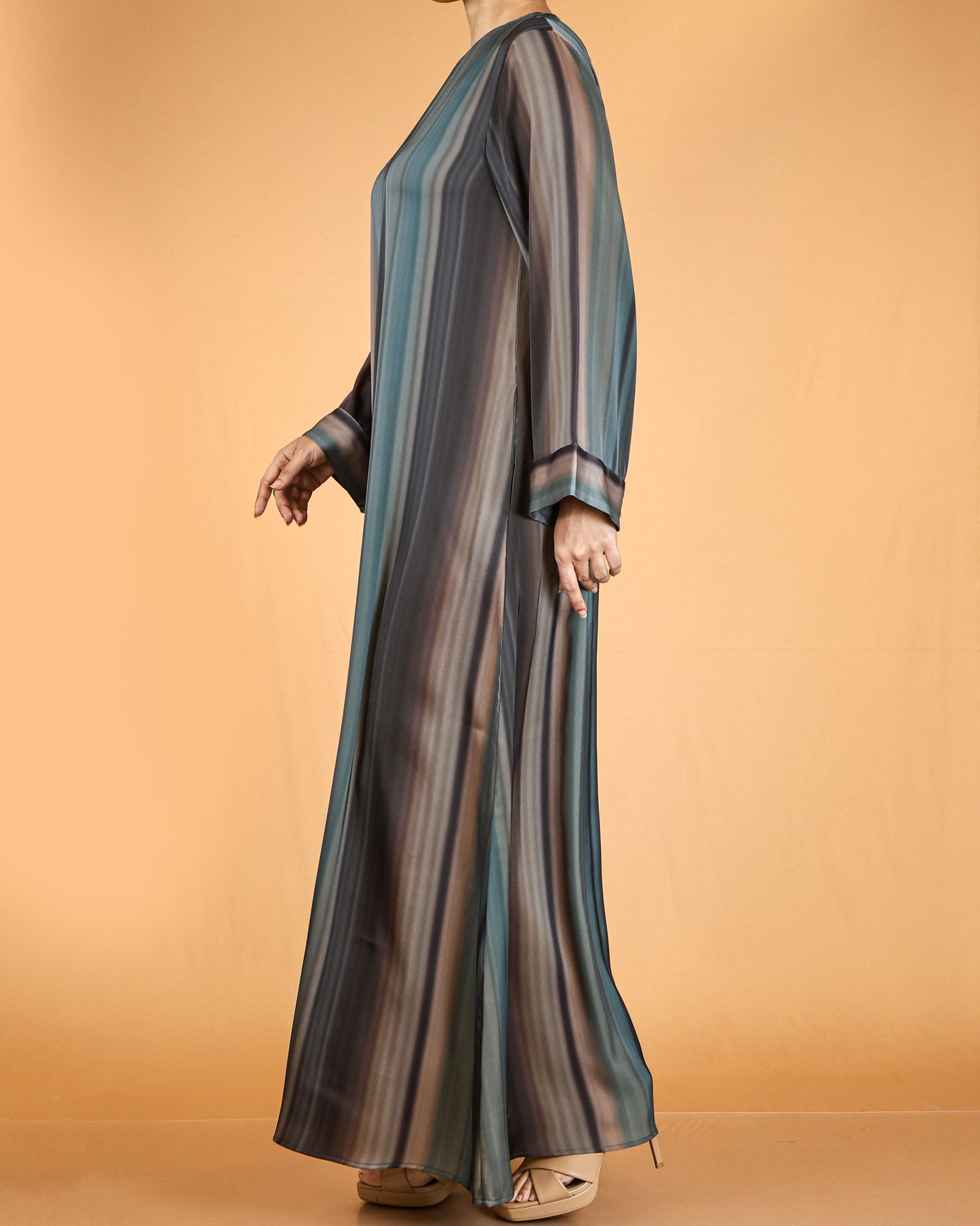 Elegant Striped Flow Maxi Dress