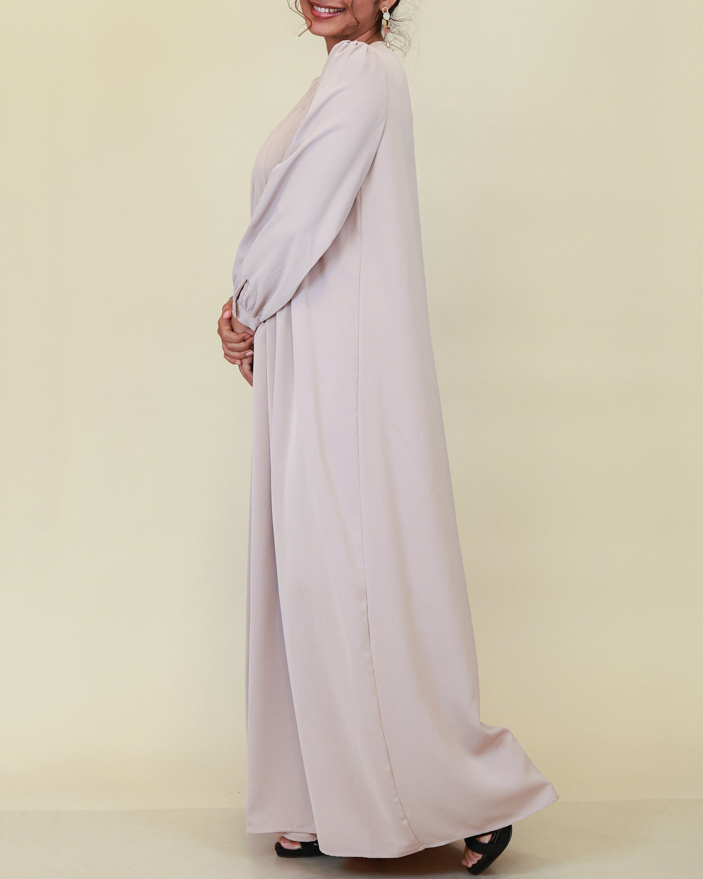 Aurelia Pleated Pearl Abaya