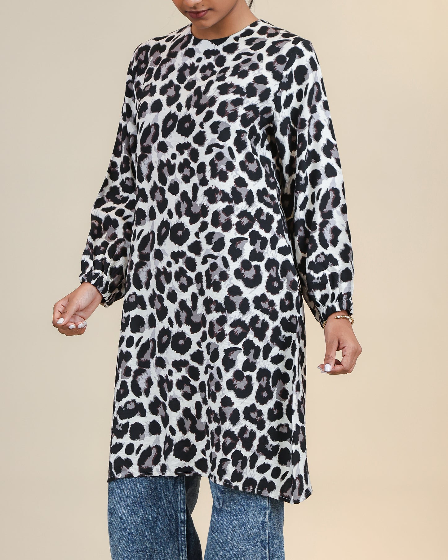 Ivory Noir Leopard Print Top
