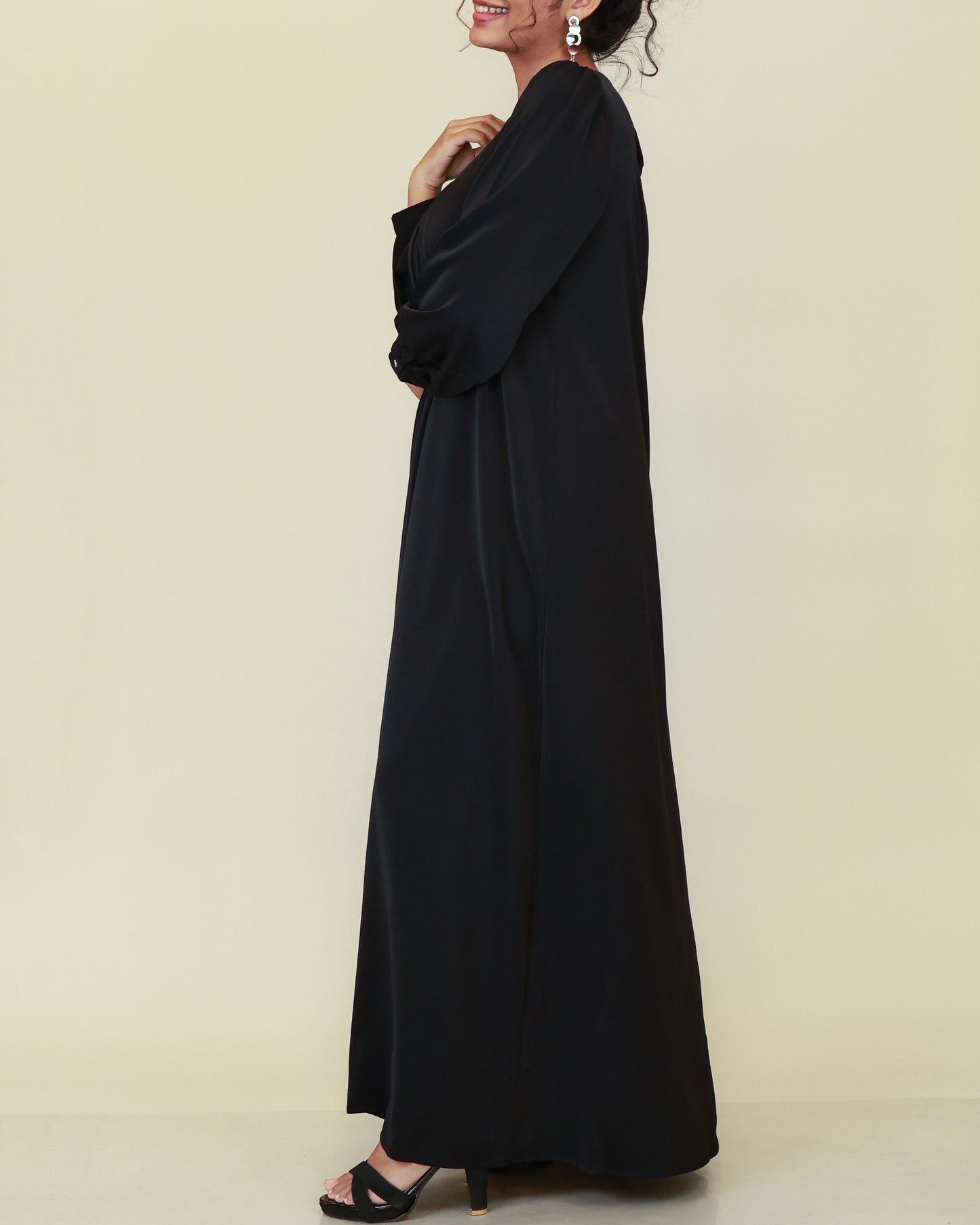 Aurelia Pleated Black Abaya
