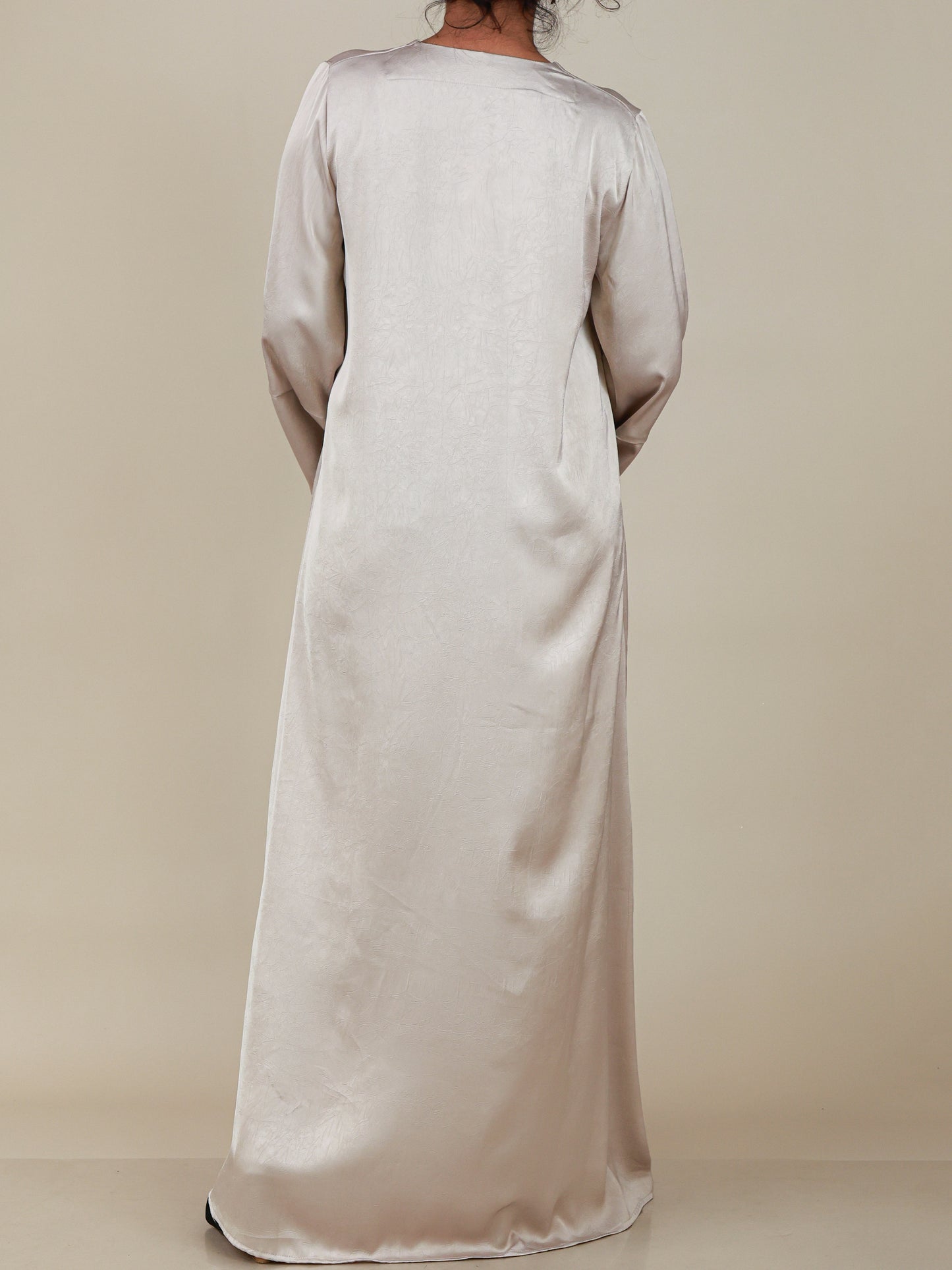 Amara Pearl Bell Sleeve Abaya