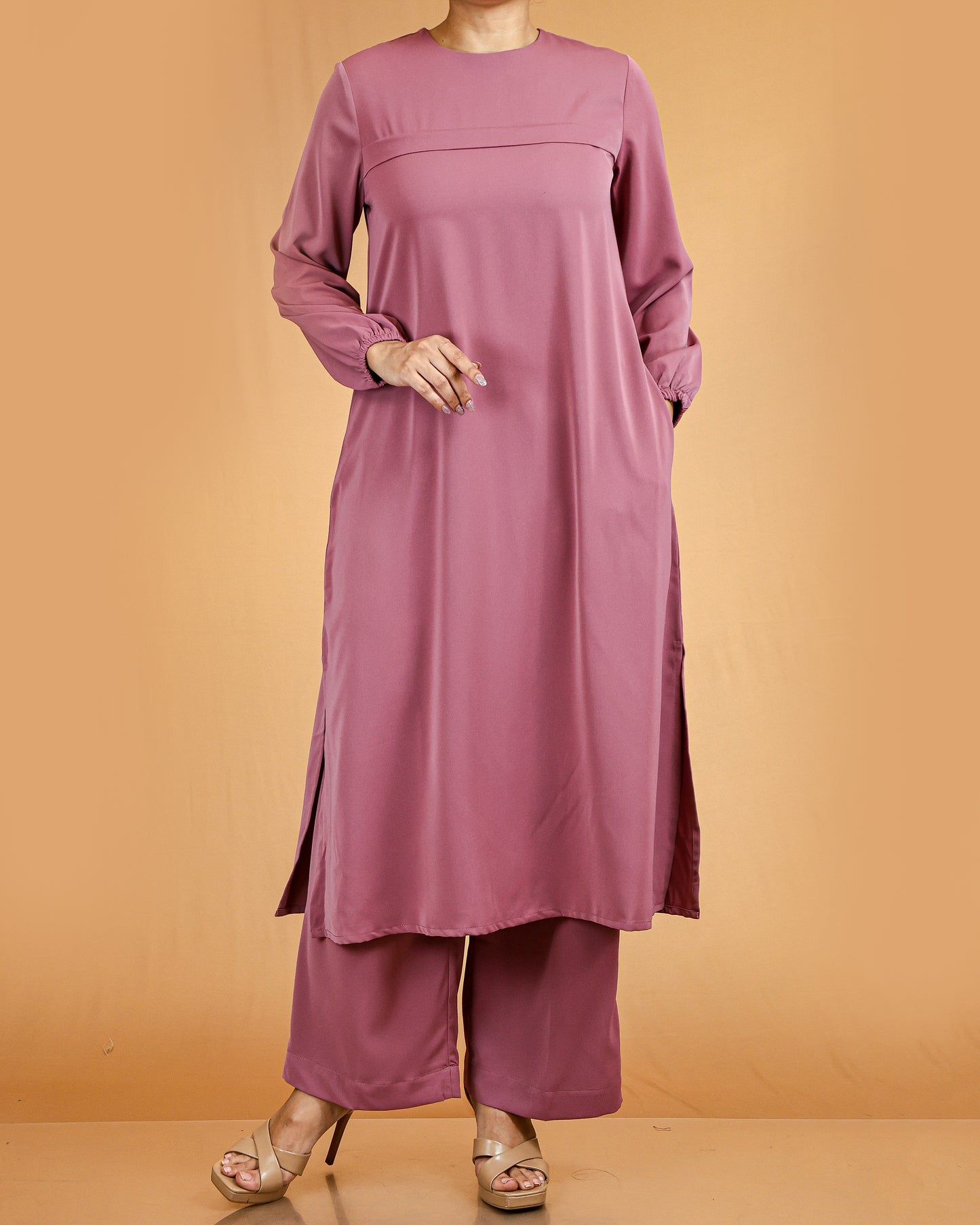 lace Top & Wide-Leg Pant Co-ord Set