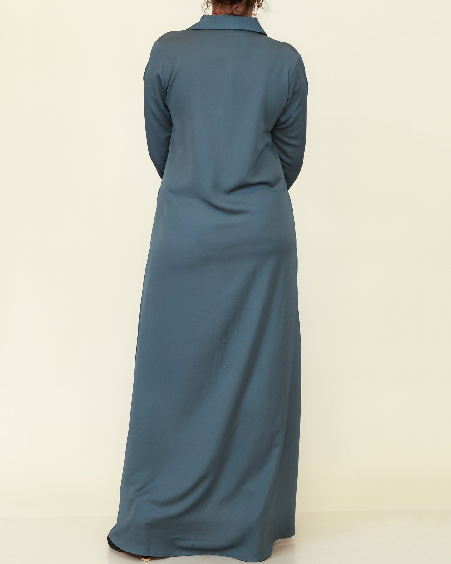 Slate Avenue Abaya