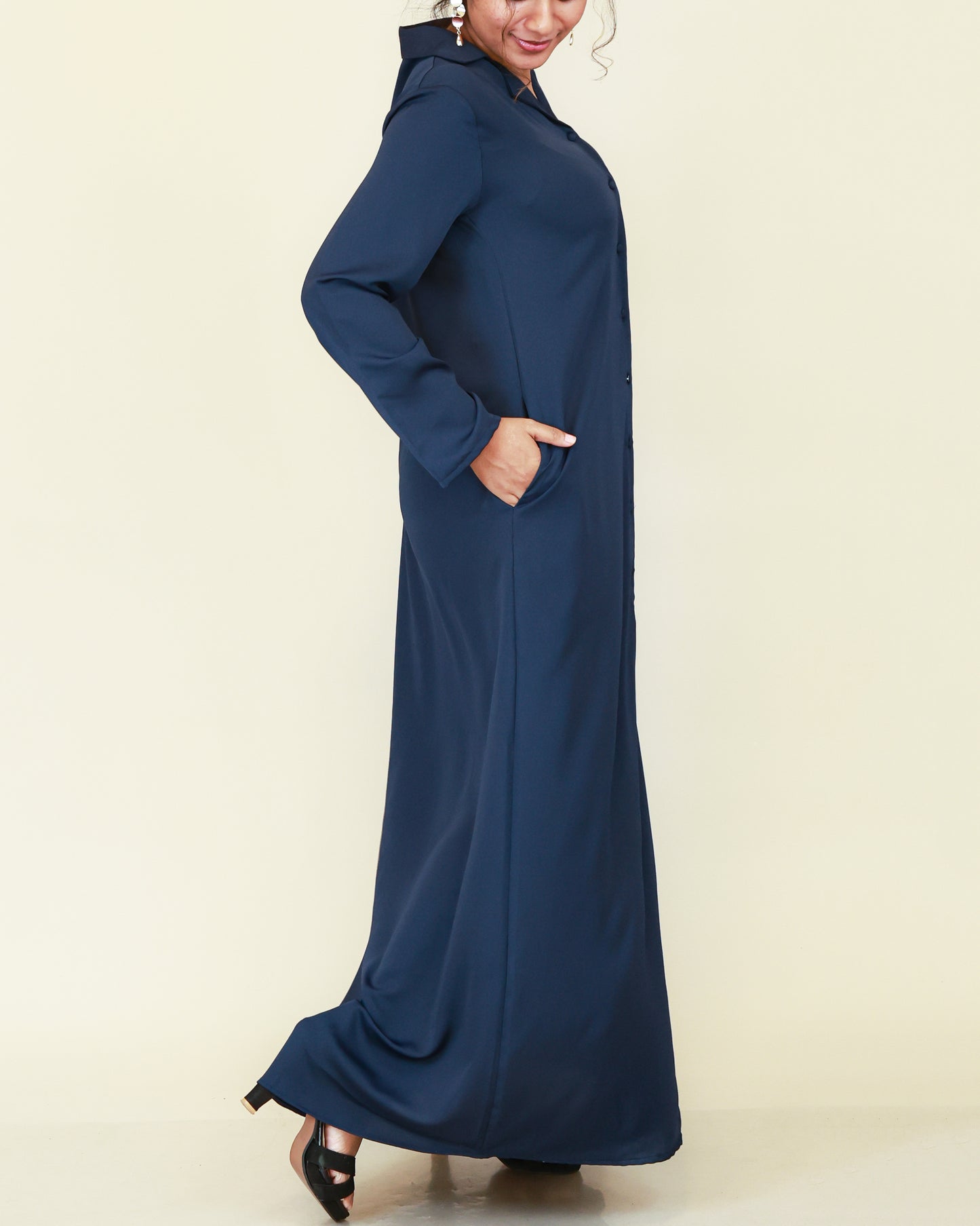 Midnight Avenue Abaya