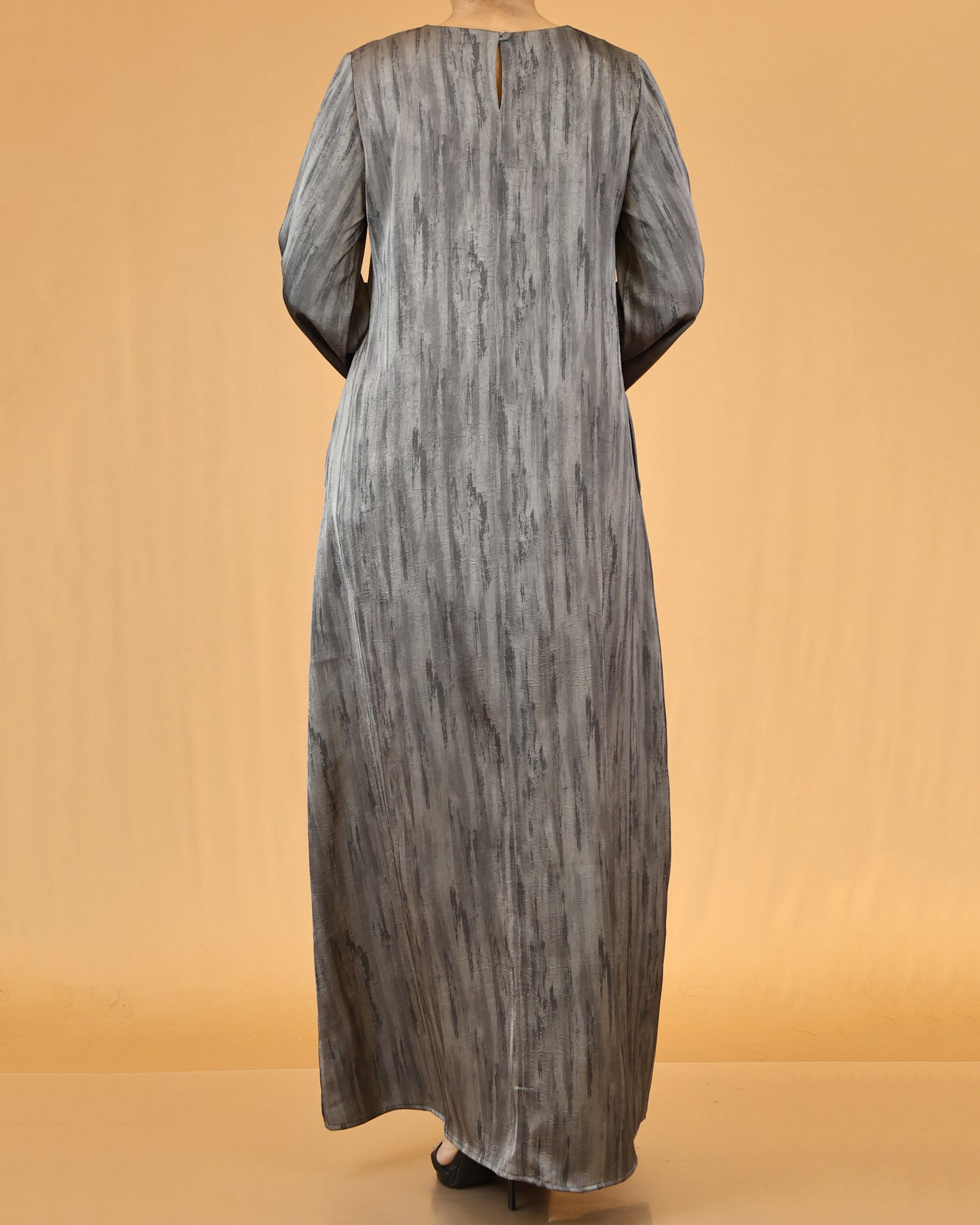 Ash Grey Textured Abaya