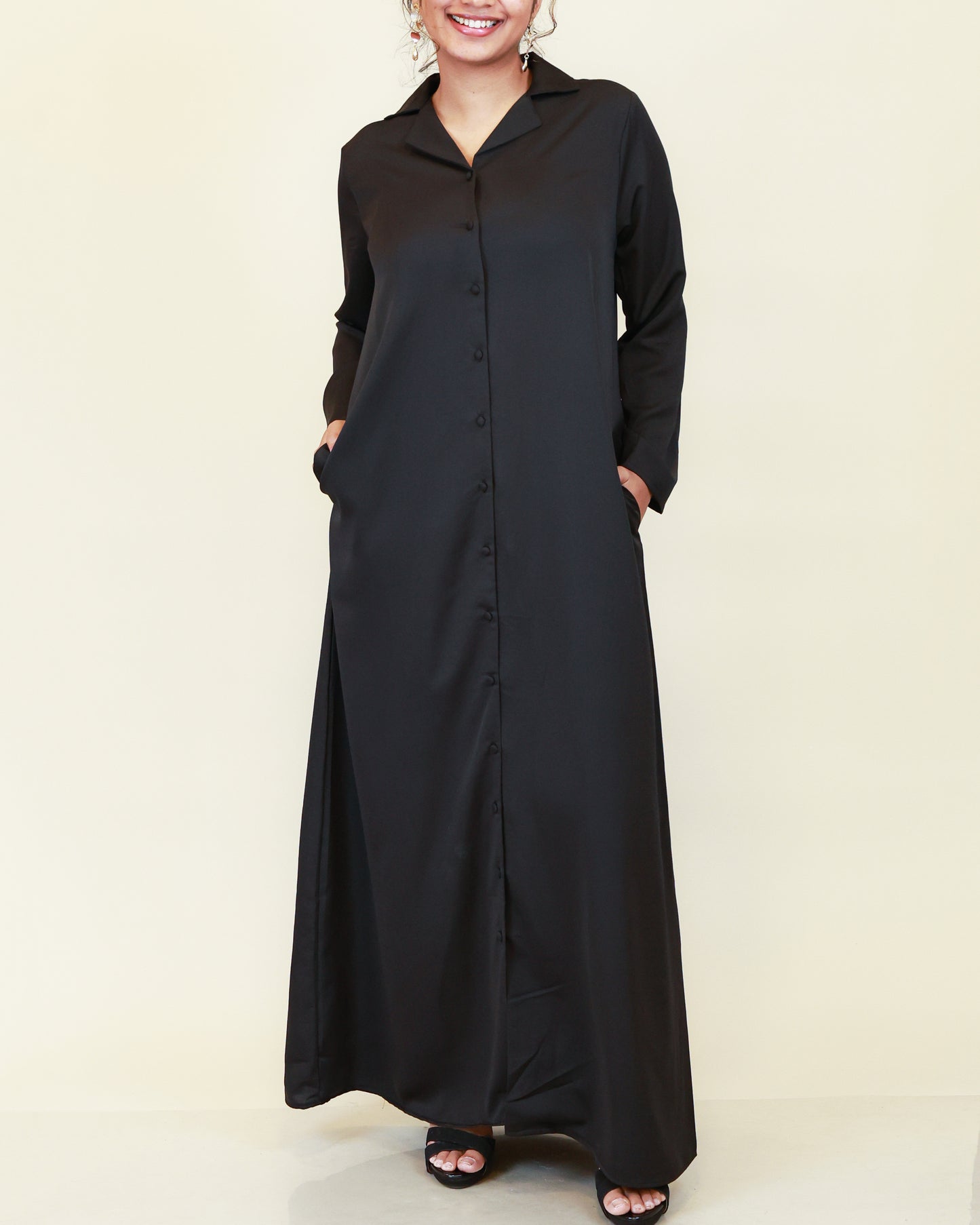 Noir Avenue Abaya