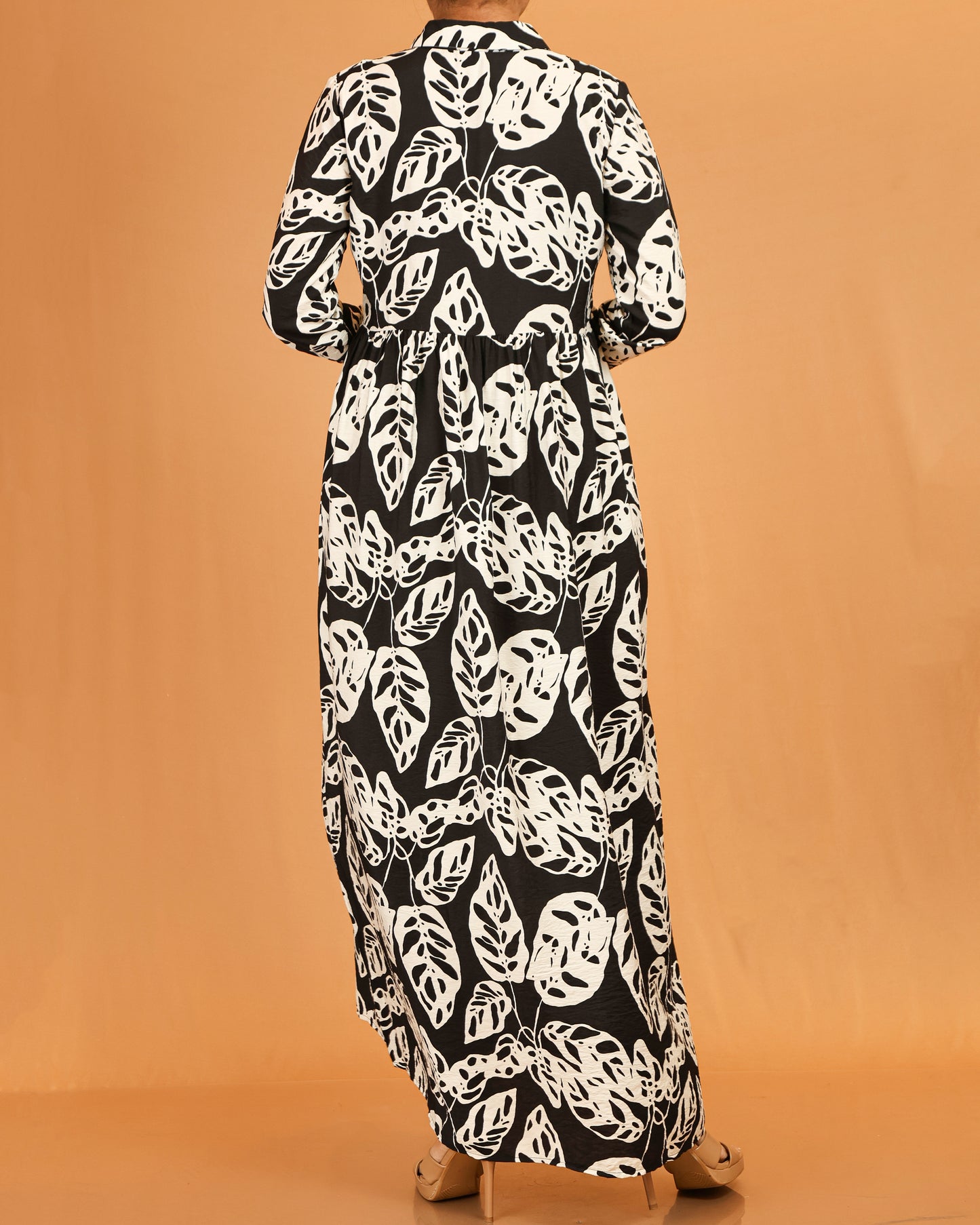 Aaliyah Black Leaf Print Button-Down Dress