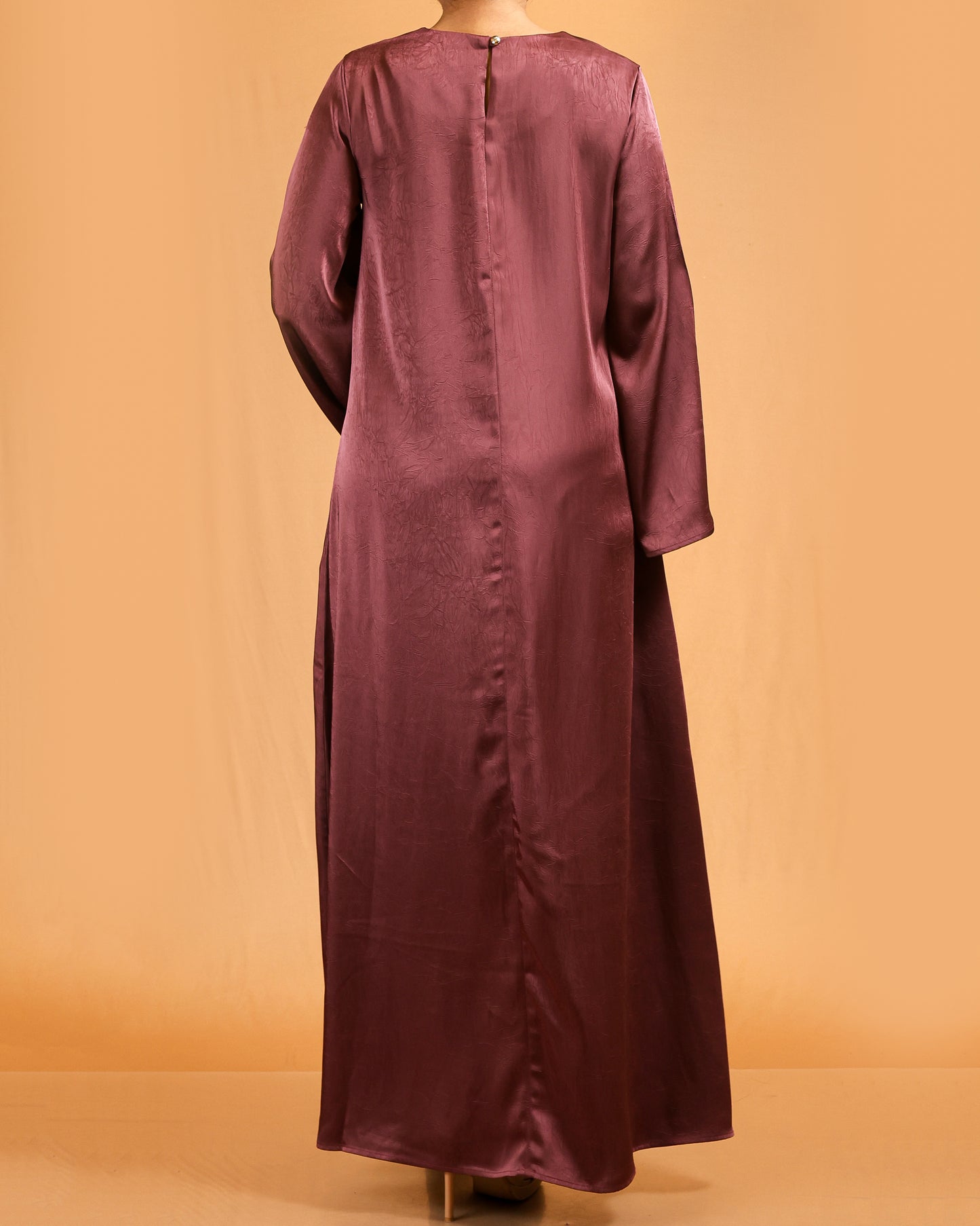 Luxe Soft-Silk Abaya – Maroon