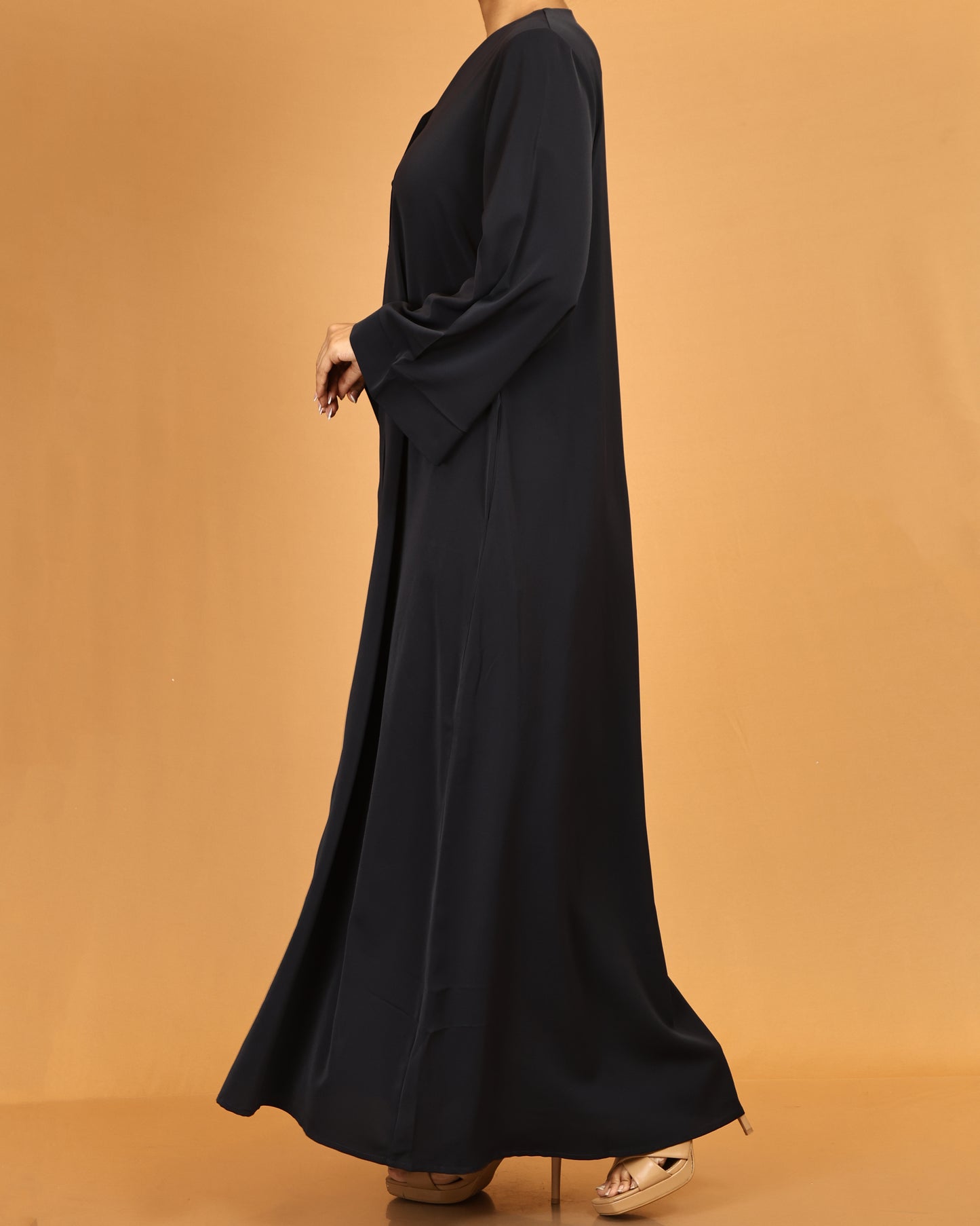 Button-Front Flared Sleeve Abaya Maxi – Classic Black