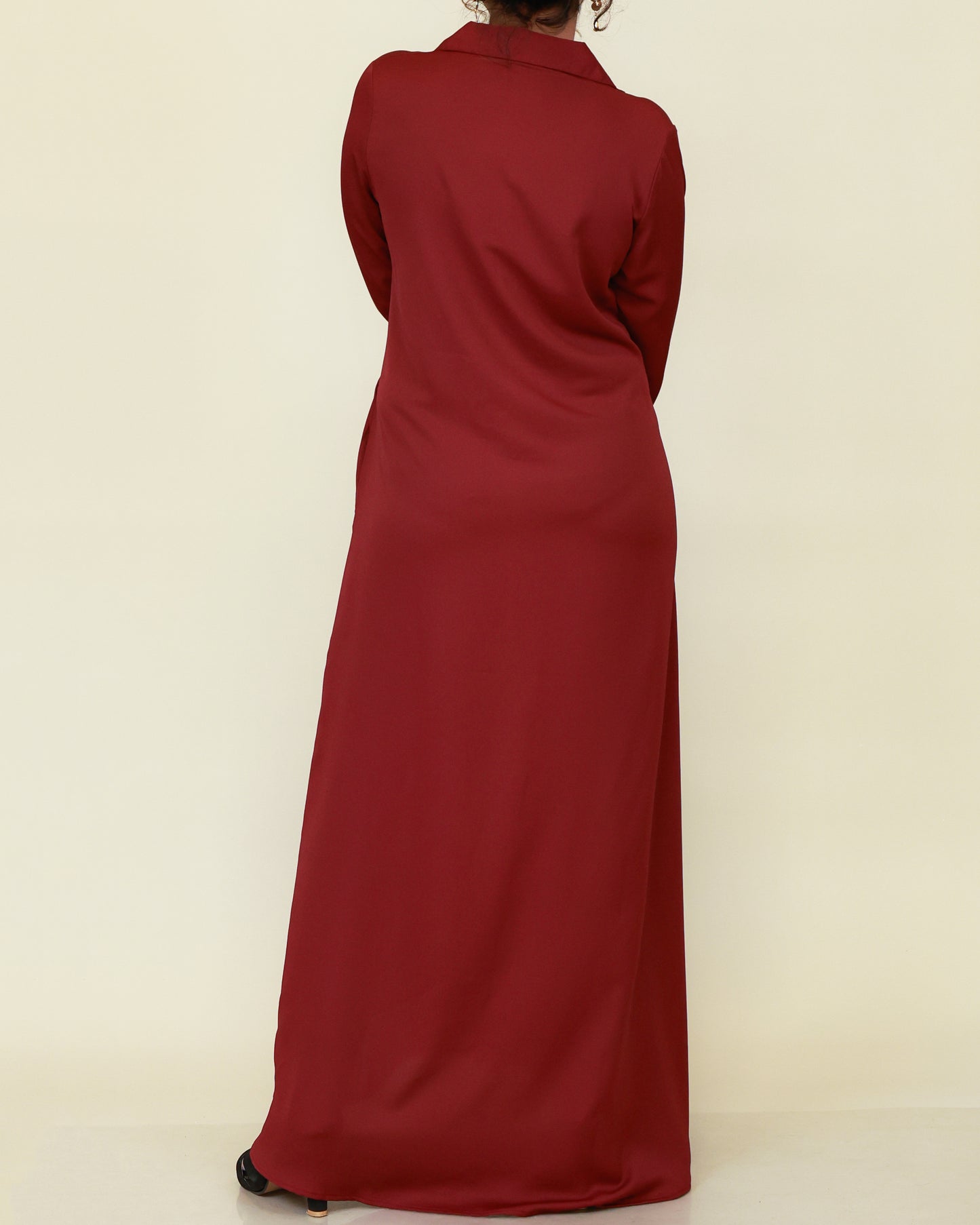 Crimson Avenue Abaya