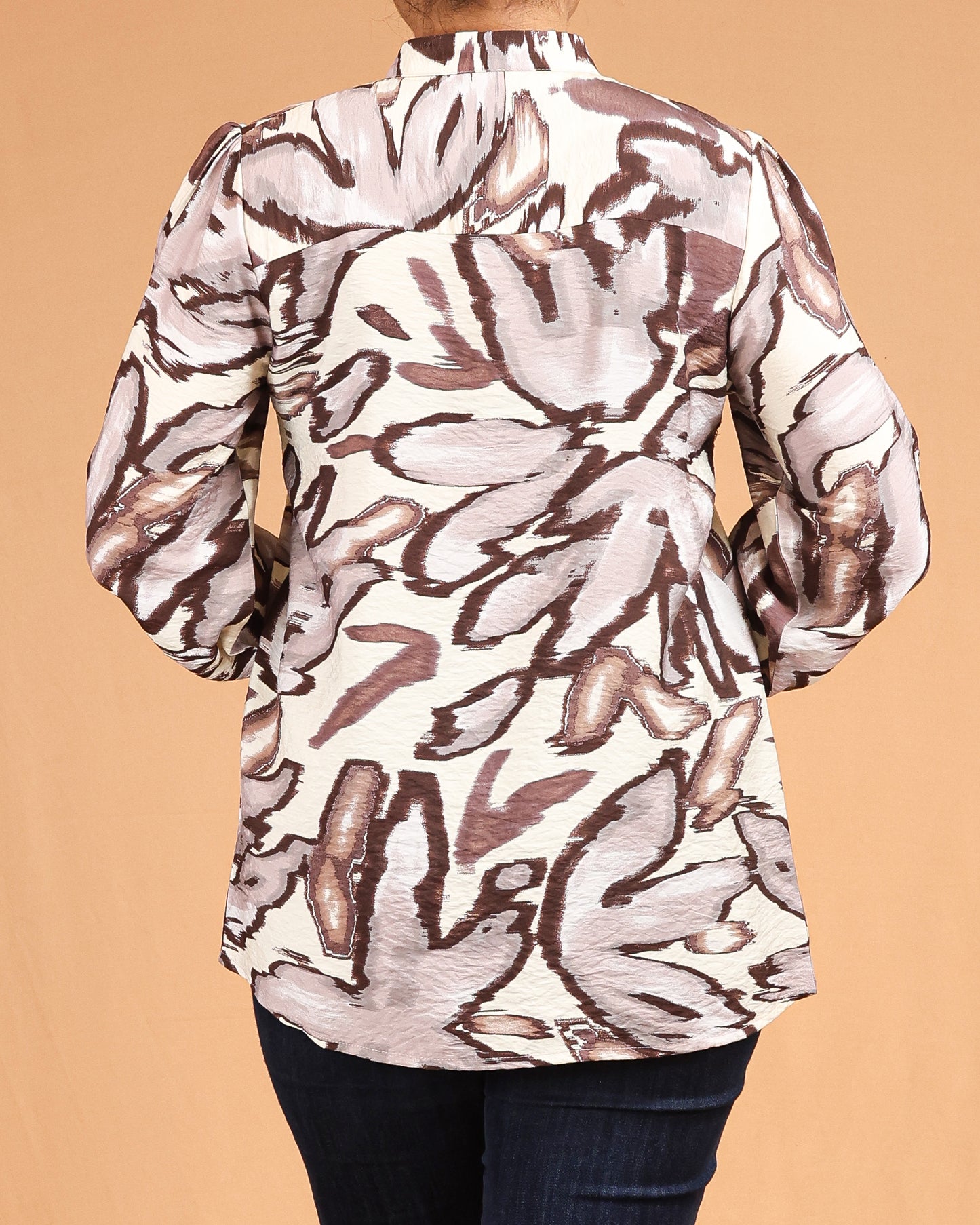 Abstract Bloom Button-Front Top – Mocha Brown