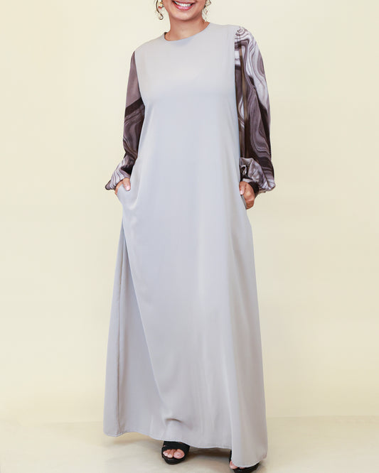 Velora Muse Abaya – Silver Mist