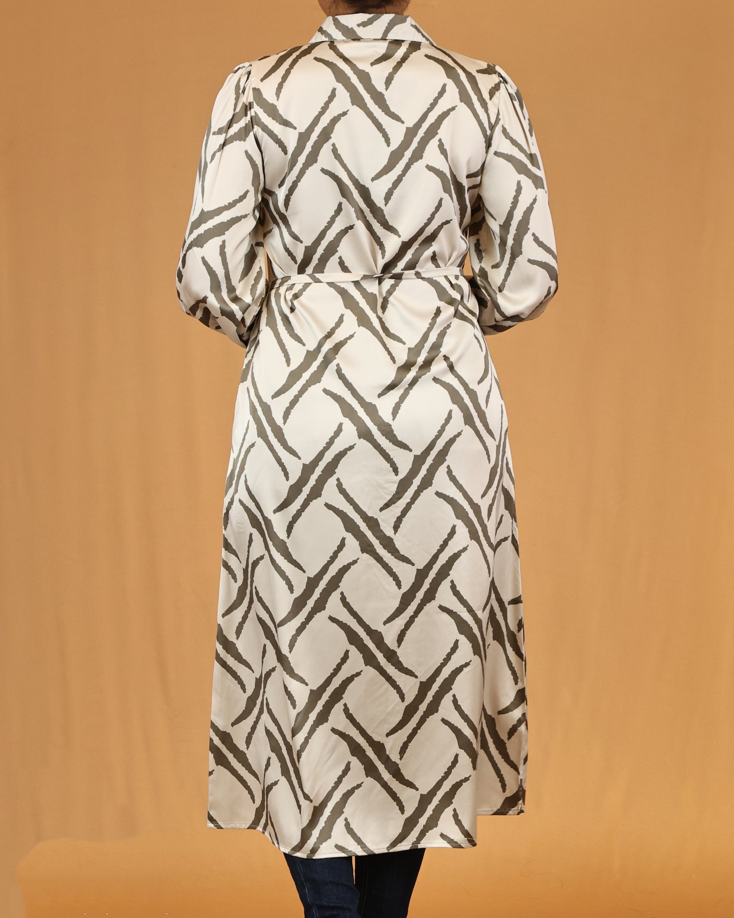 Collared Button-Front Waist Tie Beige Abstract Stripe Shirt Dress
