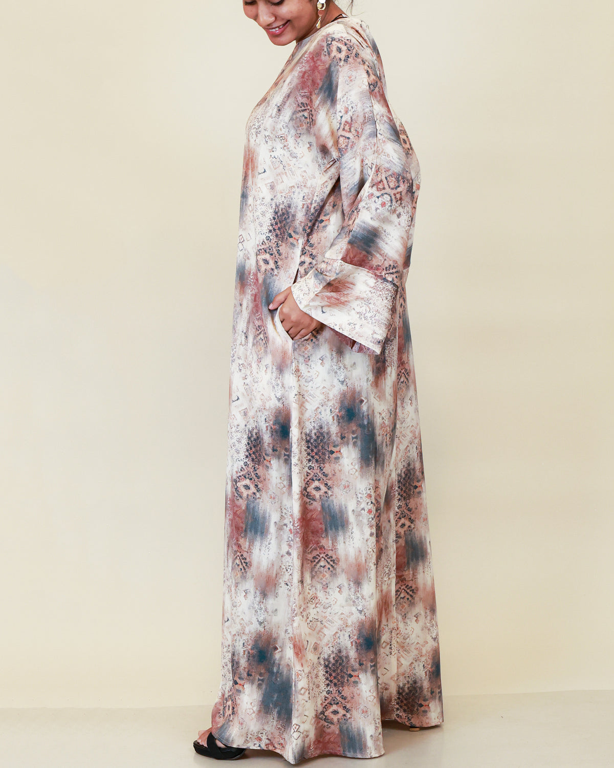 Solara Ember Abaya