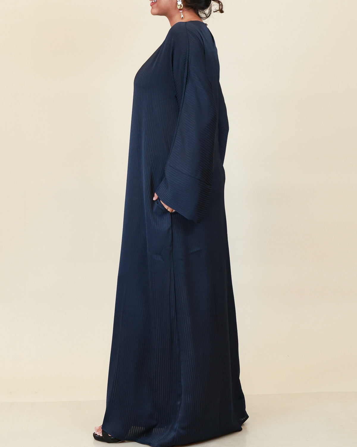 Aurelia Ribbed Abaya – Midnight Navy