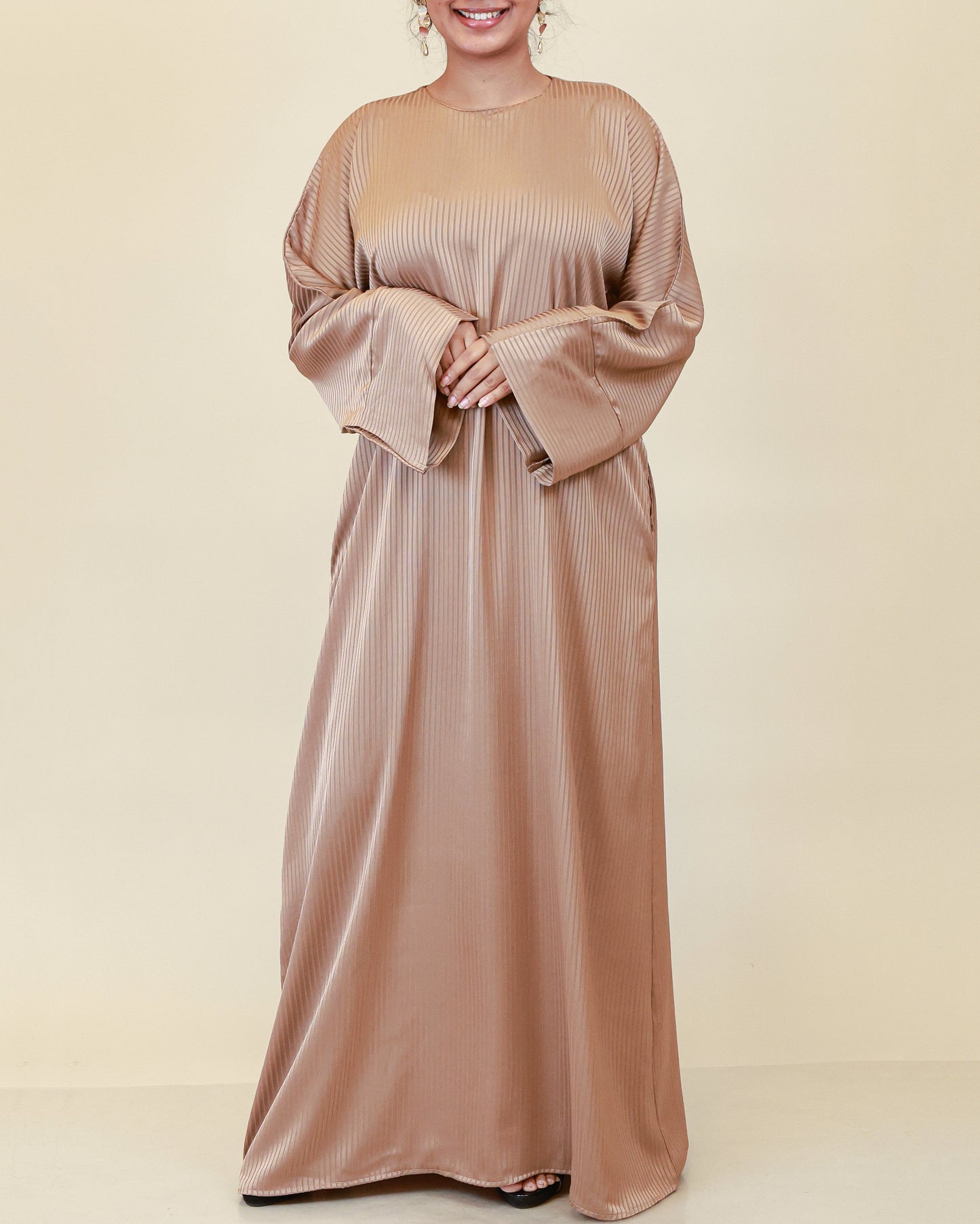 Aurelia Ribbed Abaya – Rose Champagne