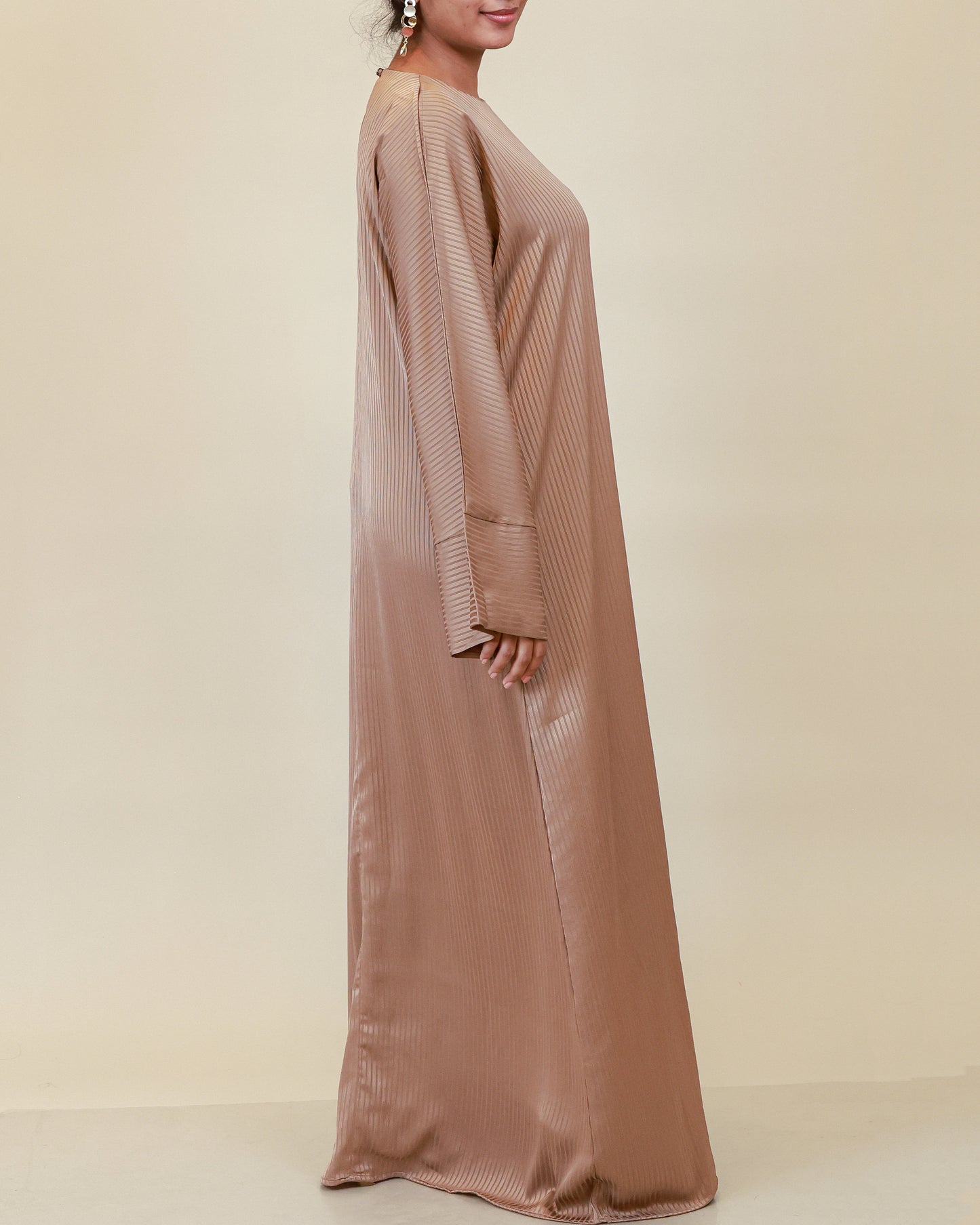 Aurelia Ribbed Abaya – Rose Champagne