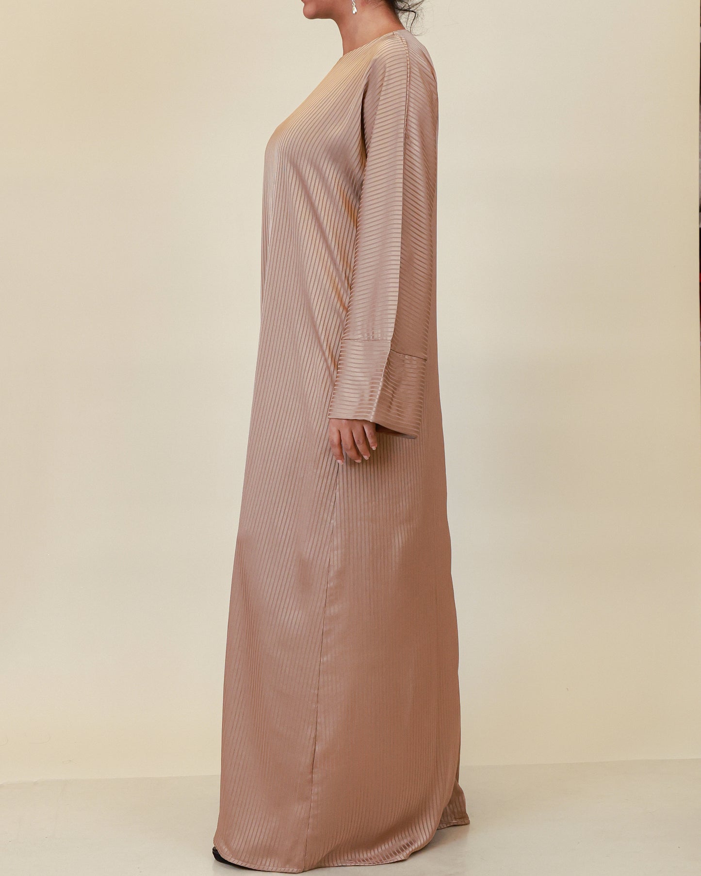 Aurelia Ribbed Abaya – Rose Champagne