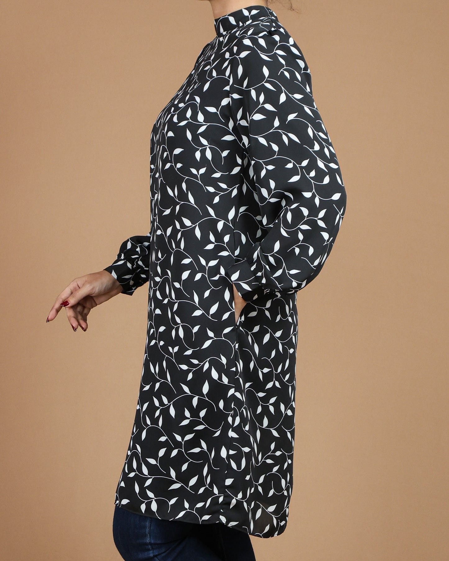 Leaf-Print Long Top with Pockets