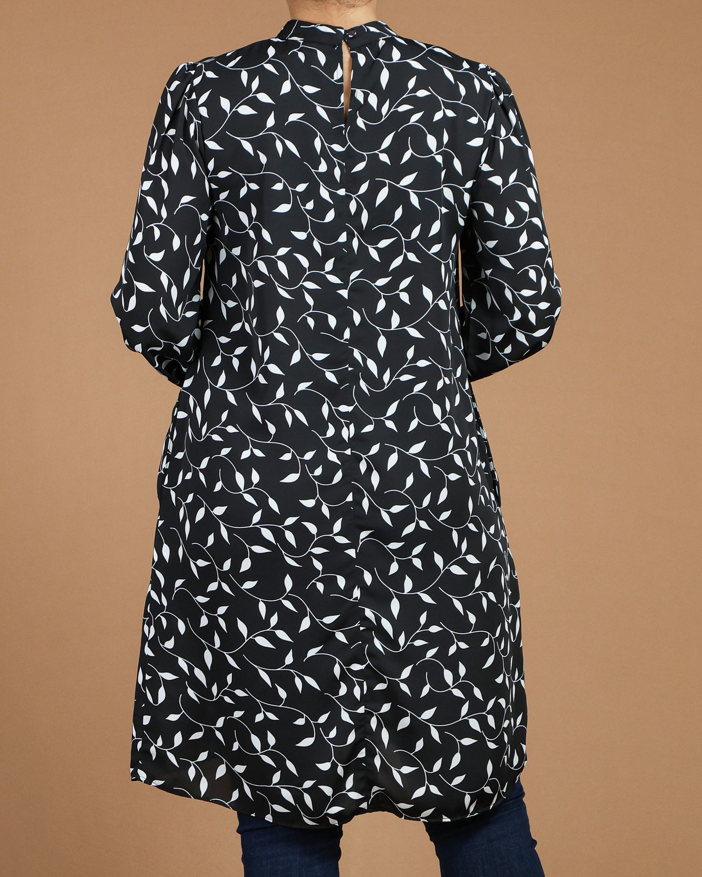 Leaf-Print Long Top with Pockets