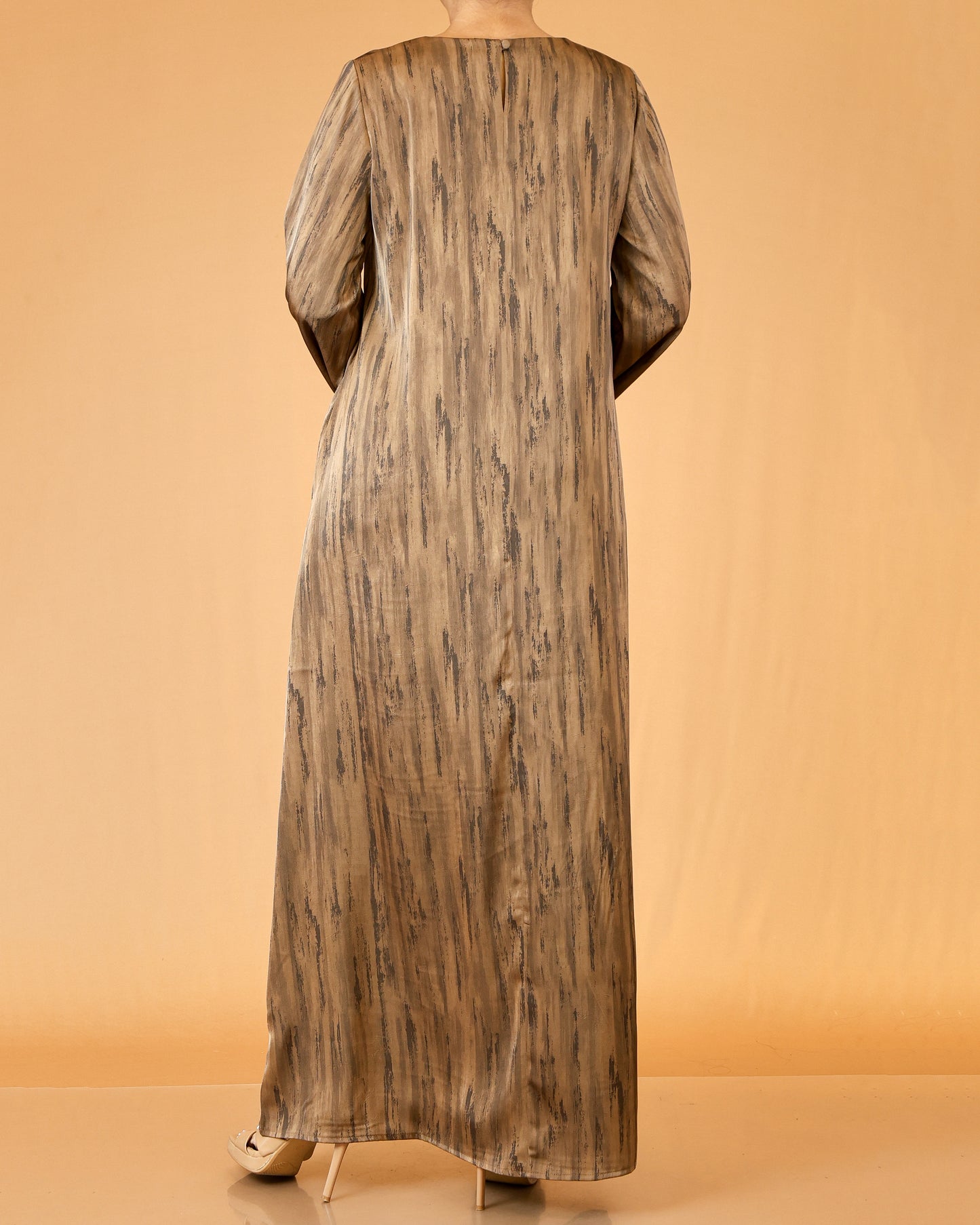 Earth-Tone Textured Abaya