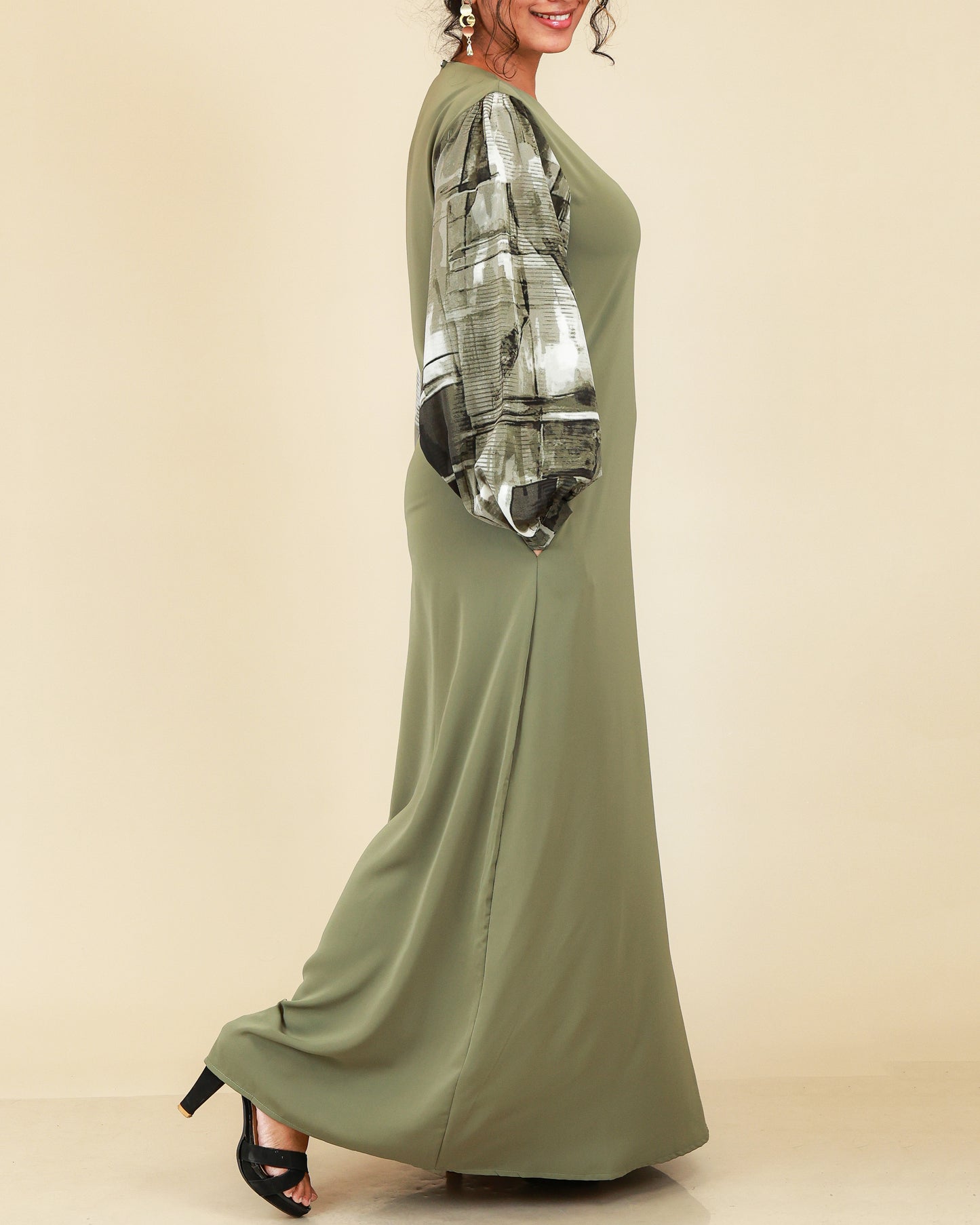 Velora Muse Abaya – Olive