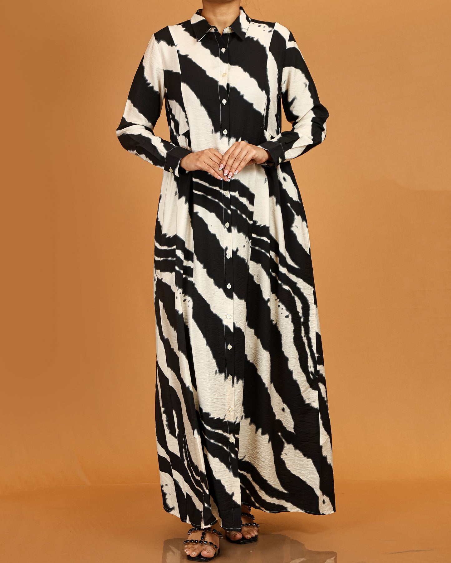 Zahra Black Abstract Button-Down Dress