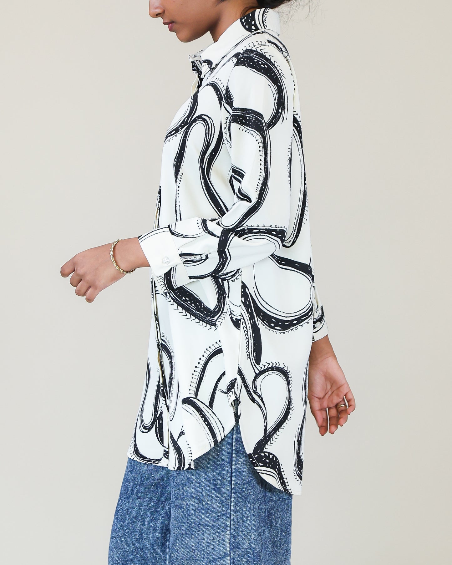Ivory Noir Abstract Flow Shirt Dress