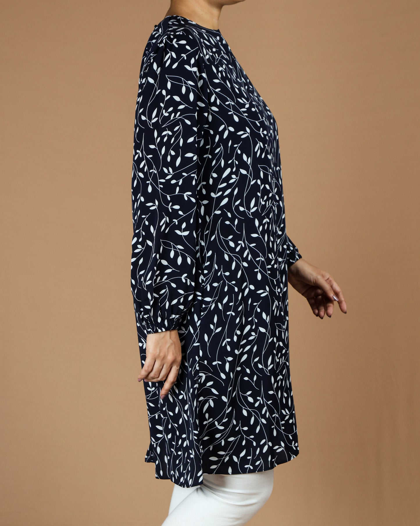 Leaf-Print Long Top with Pockets