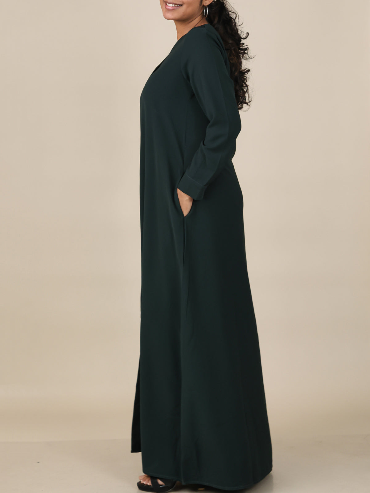 Veyra Deep Emerald Button Front Abaya