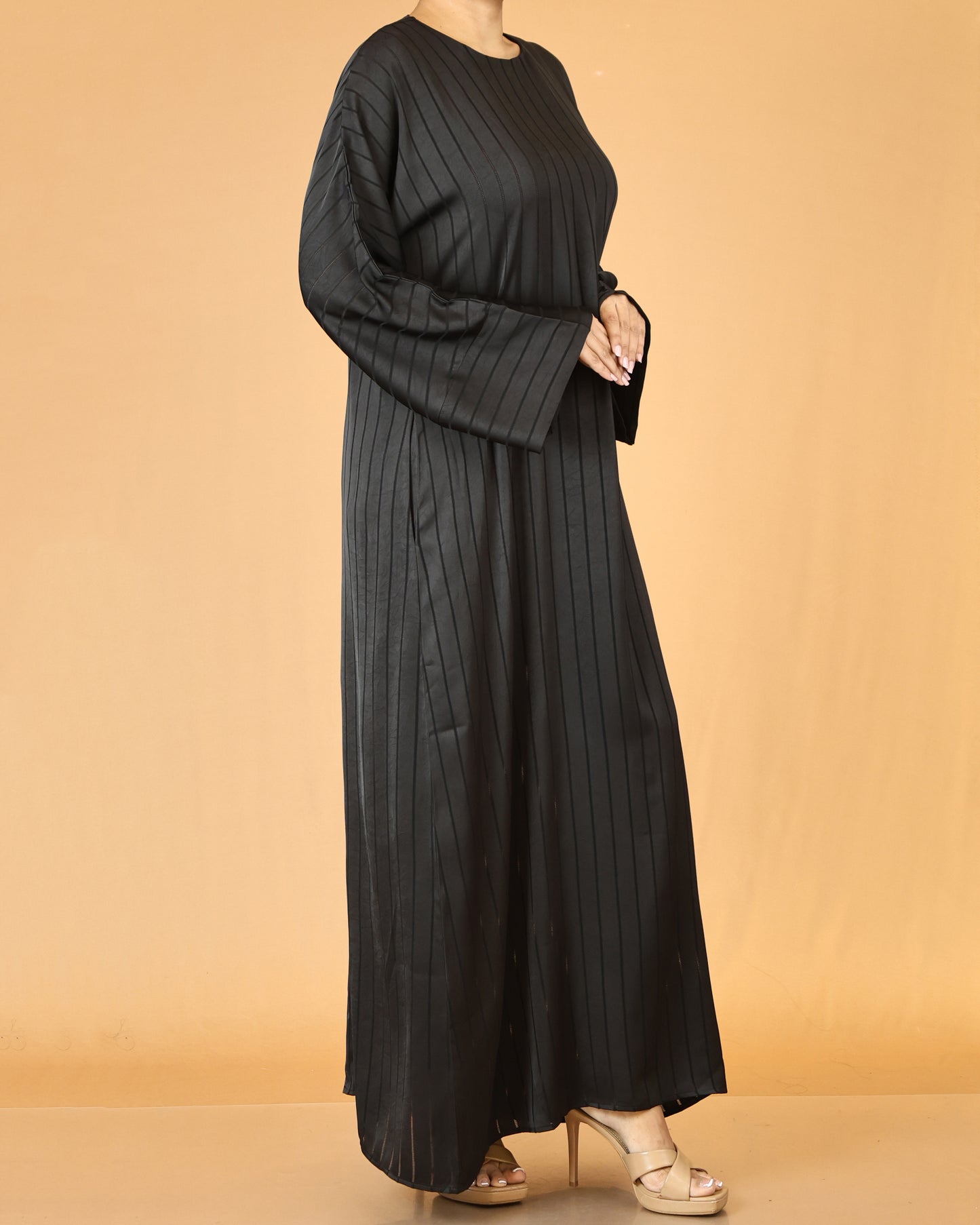 Jet Black Vertical Luxe Abaya