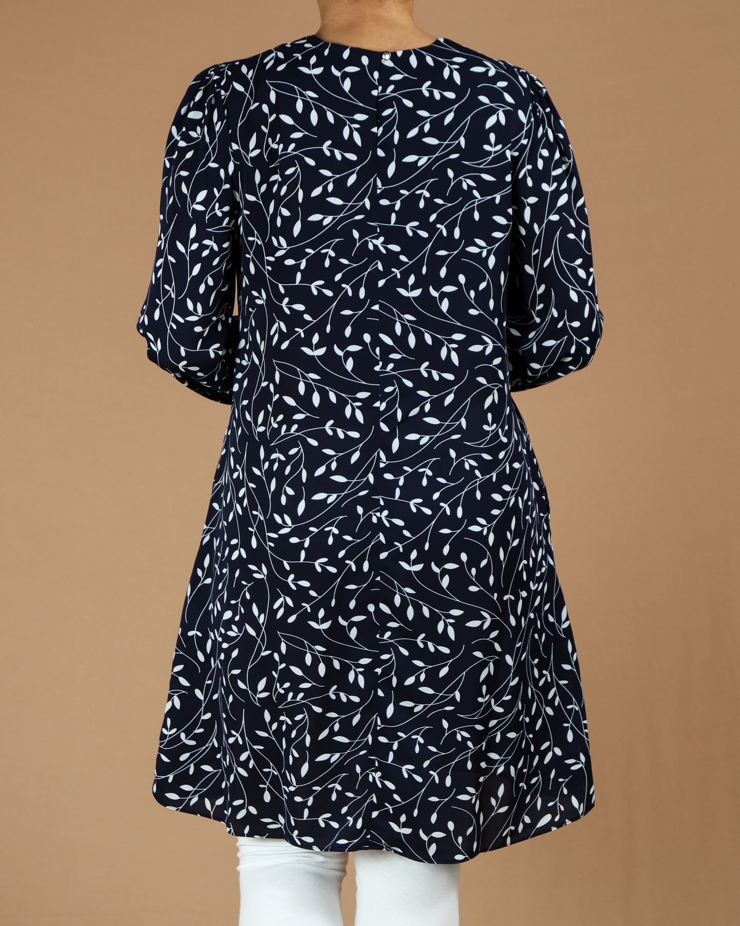 Leaf-Print Long Top with Pockets