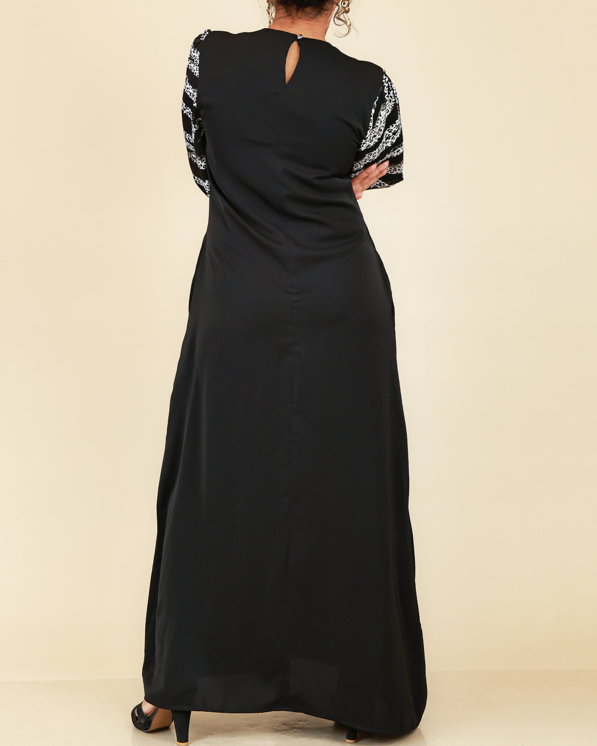 Elara Contrast Abaya – Noir Black