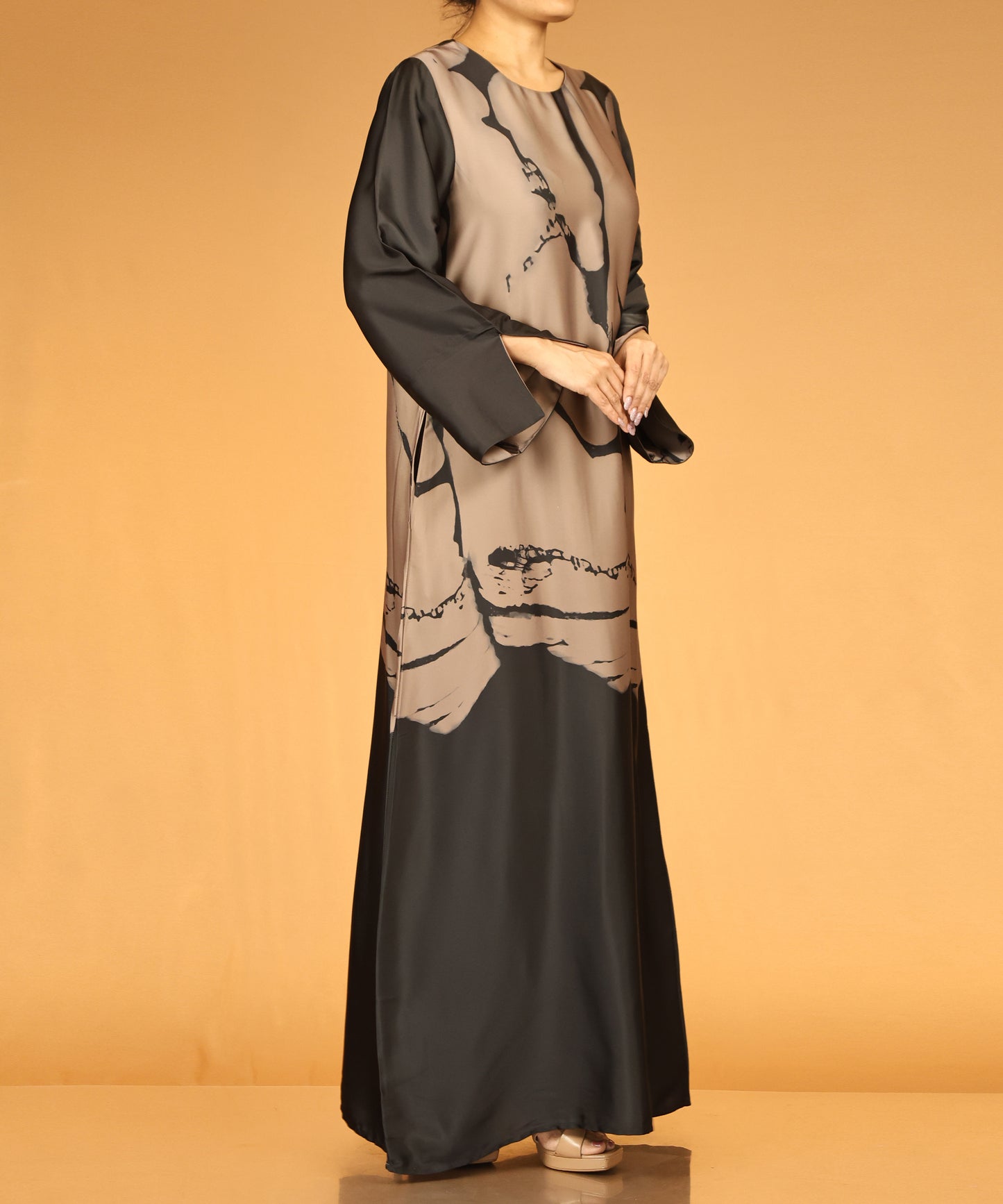 Dark Charcoal Abstract Print Long Maxi Abaya