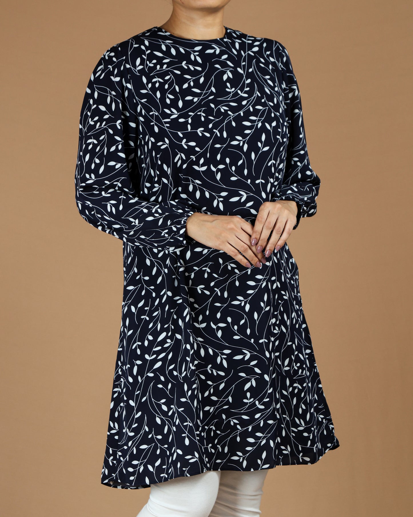 Leaf-Print Long Top with Pockets